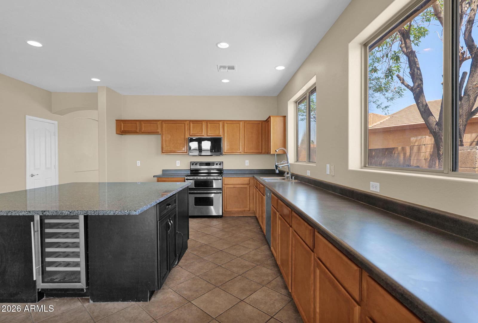 11555 W VIRGINIA Avenue, Avondale, AZ 85392 — photo 11 of 38