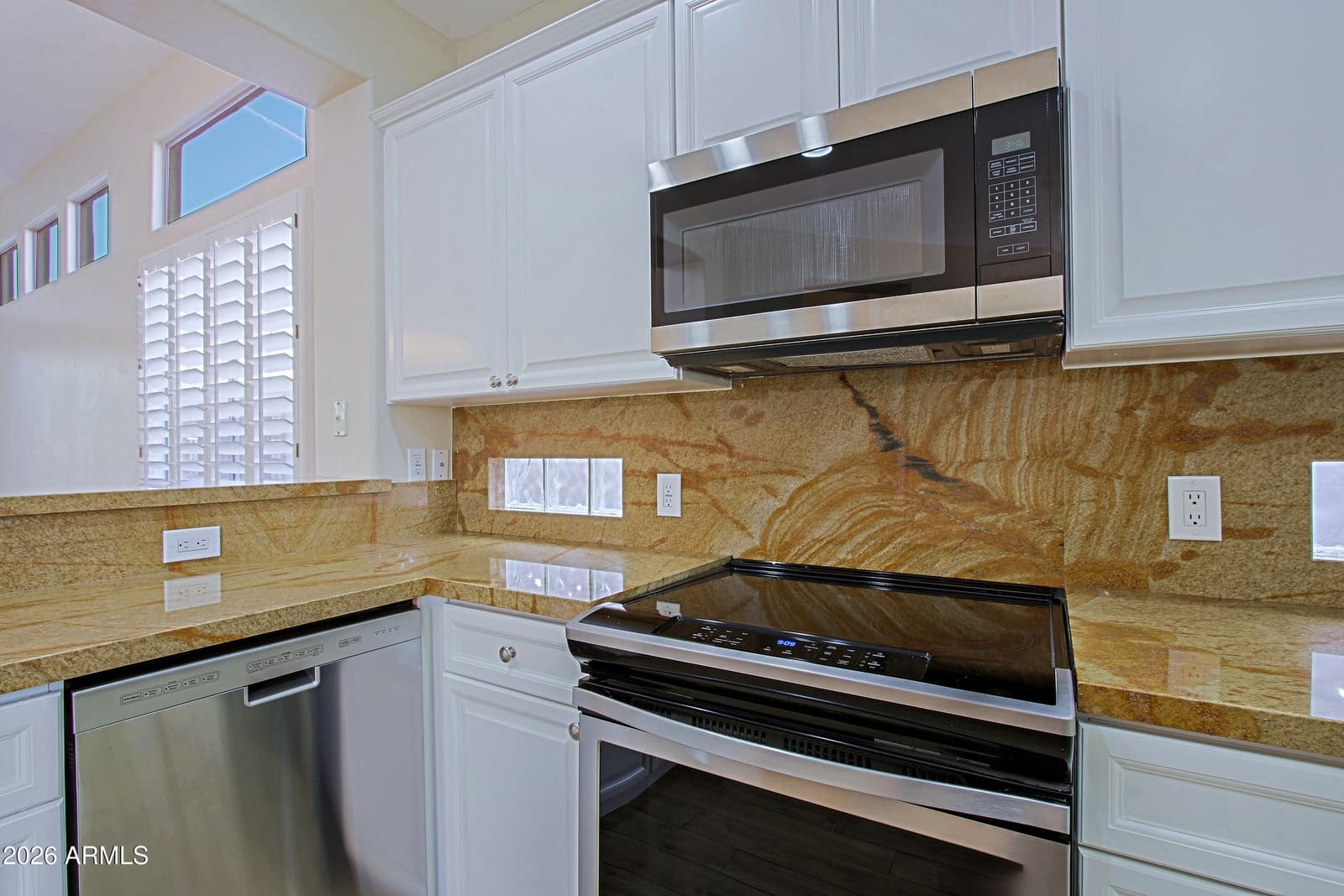 6566 E SHOOTING STAR Way, Scottsdale, AZ 85266 — photo 13 of 76