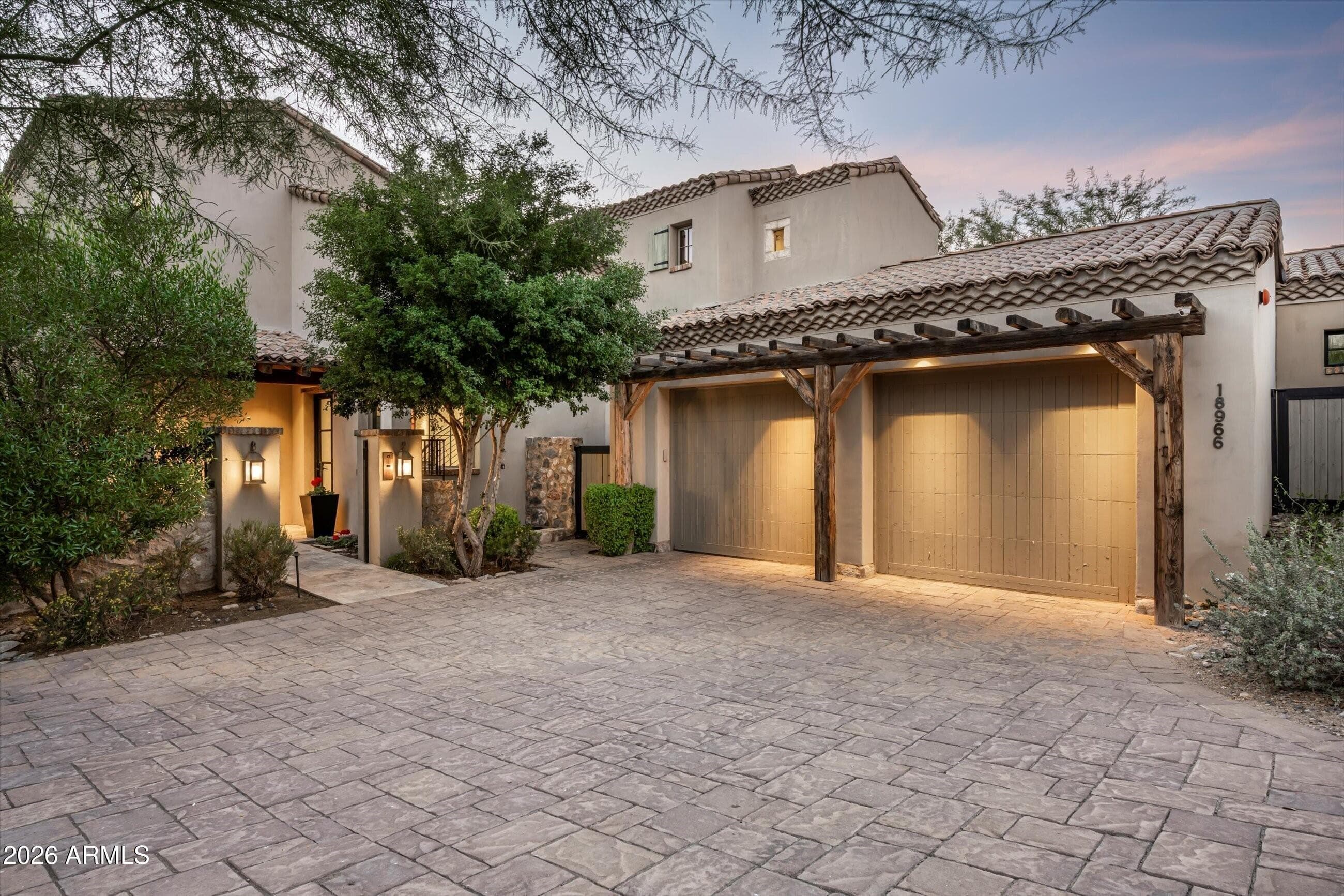18966 N SILVERLEAF Drive, Scottsdale, AZ 85255