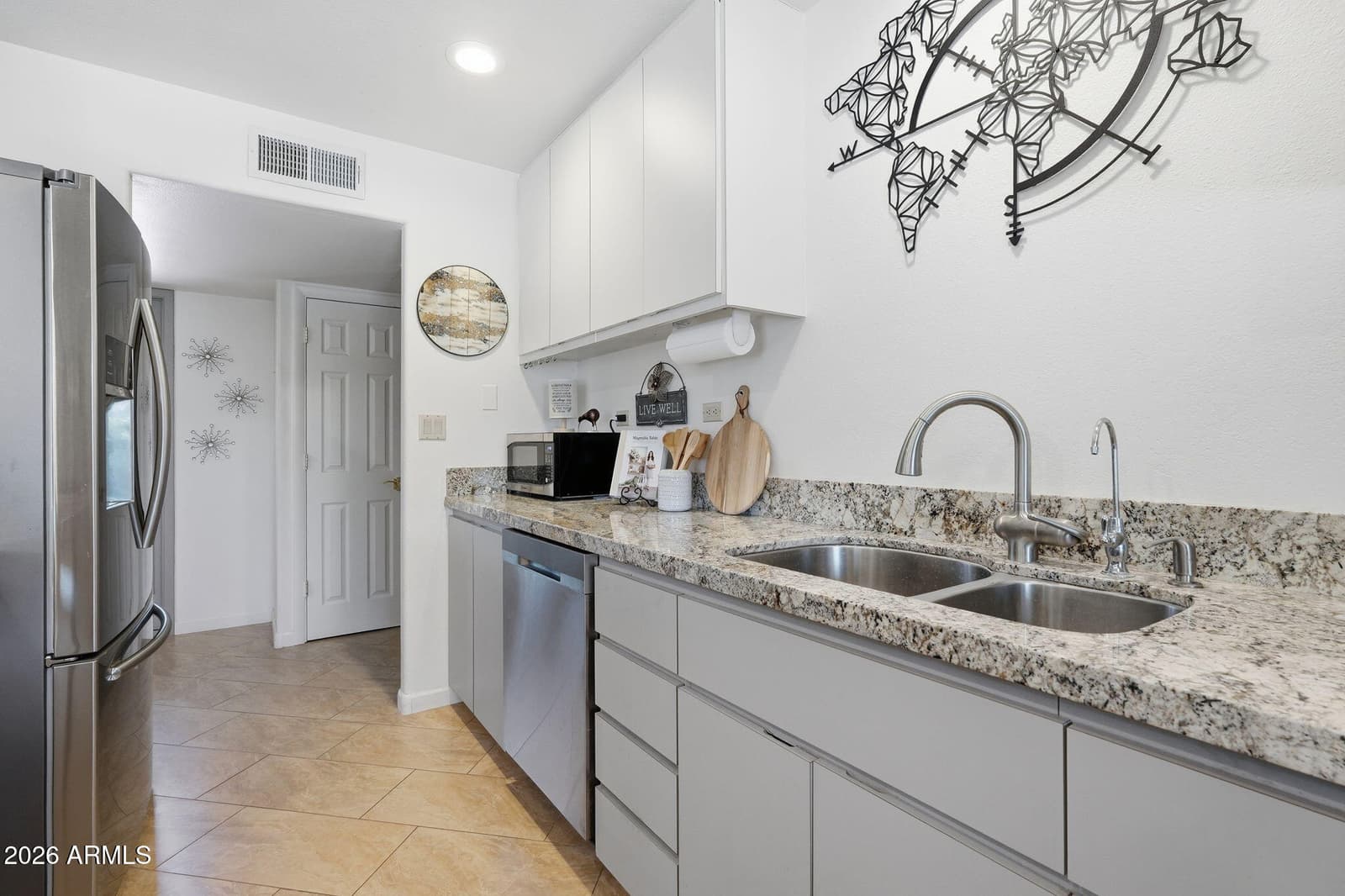 6308 N 85TH Street, Scottsdale, AZ 85250 — photo 8 of 42