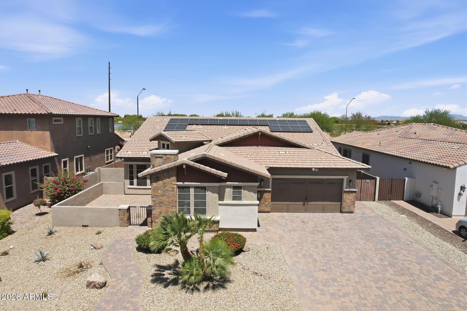3500 E PENEDES Drive, Gilbert, AZ 85298 — photo 5 of 54