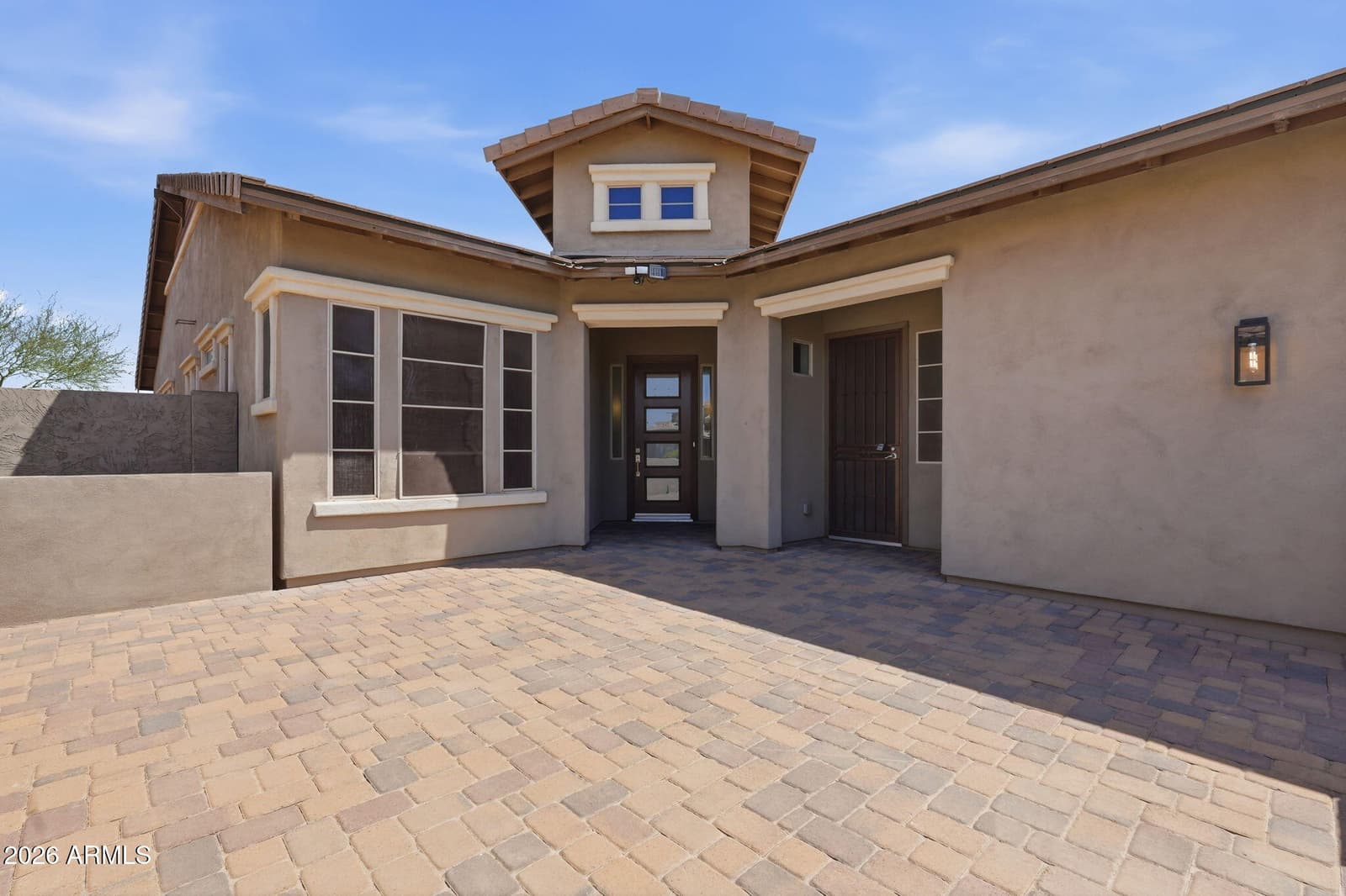 3500 E PENEDES Drive, Gilbert, AZ 85298 — photo 4 of 54
