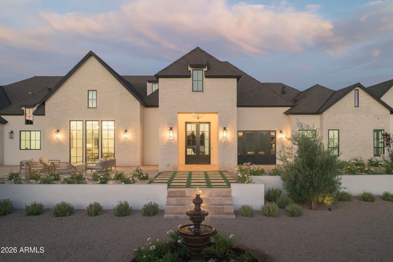 10229 N 64th Street, Paradise Valley, AZ 85253 — photo 1 of 67
