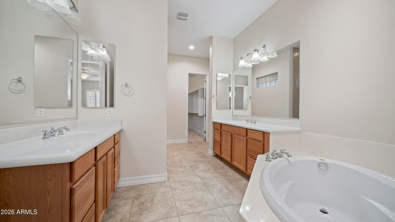 5263 S Joshua Tree Lane, Gilbert, AZ 85298 — photo 16 of 36