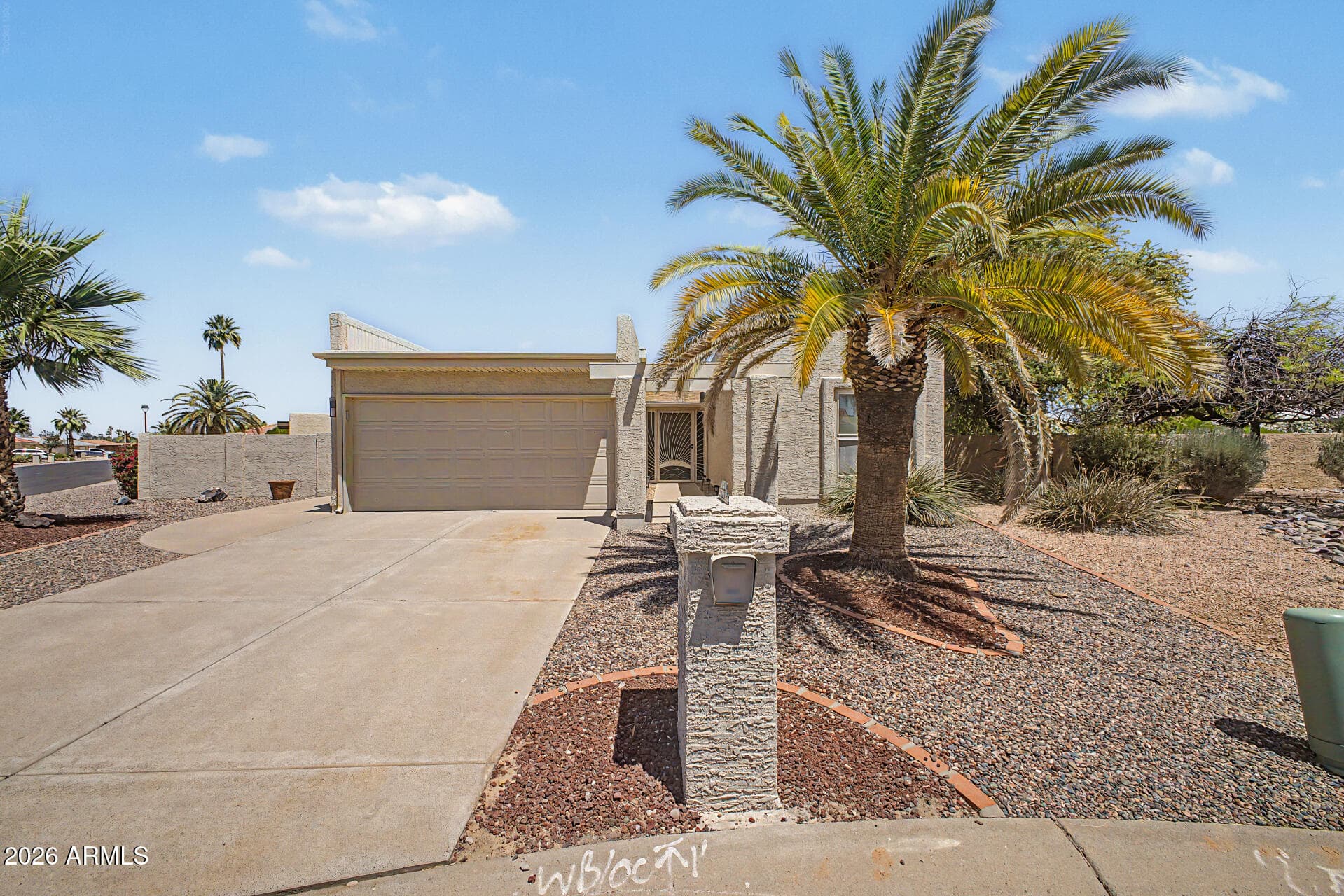 26433 S TRURO Drive, Sun Lakes, AZ 85248
