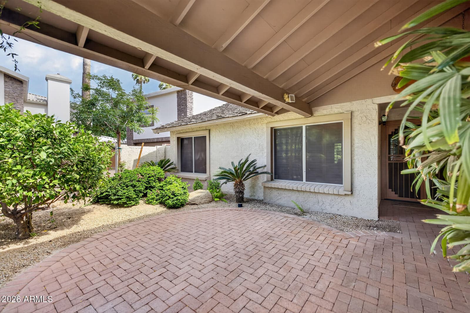 975 E LOBSTER TRAP Lane, Tempe, AZ 85283 — photo 3 of 41