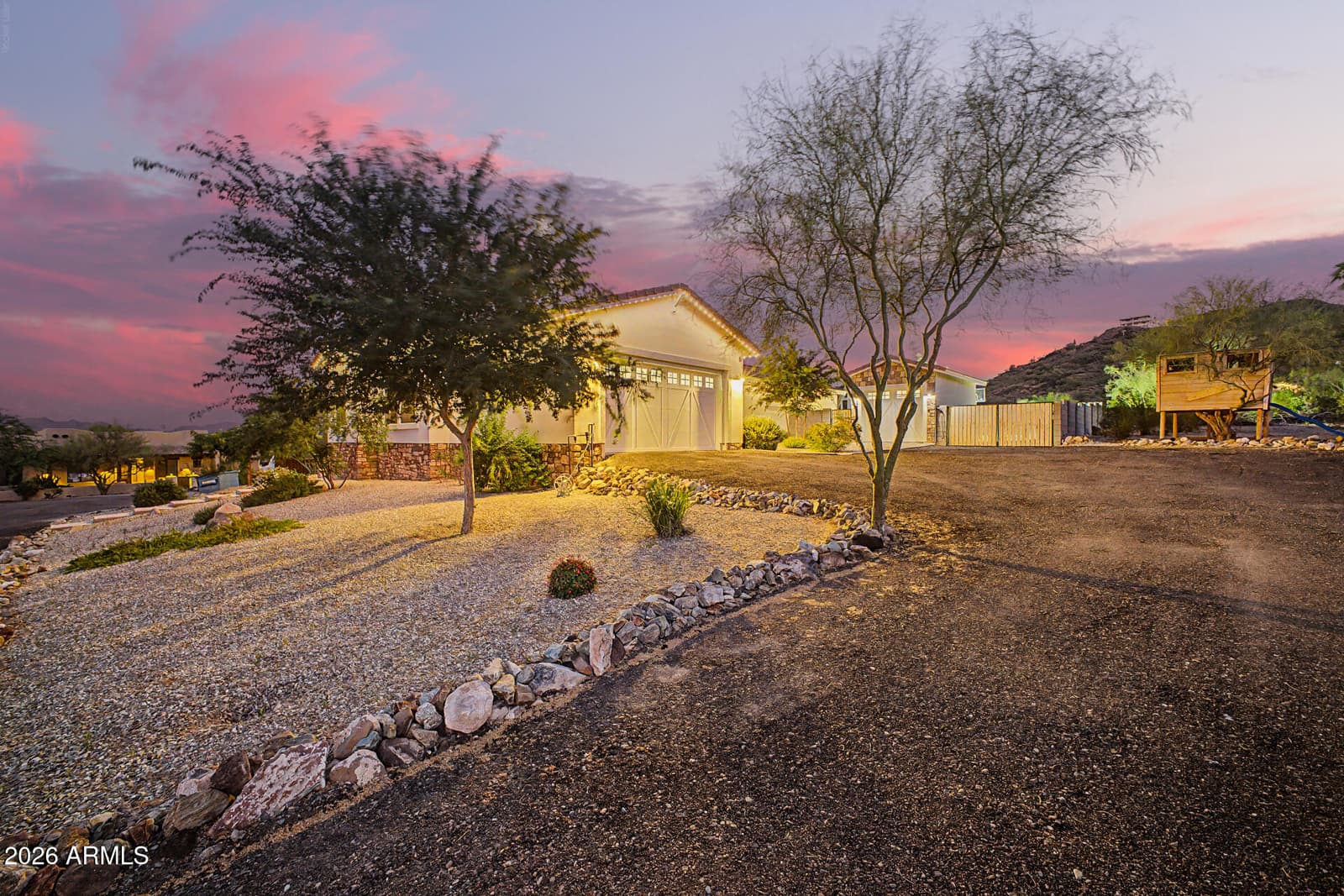 3233 W HORIZON Drive, Phoenix, AZ 85086 — photo 3 of 49