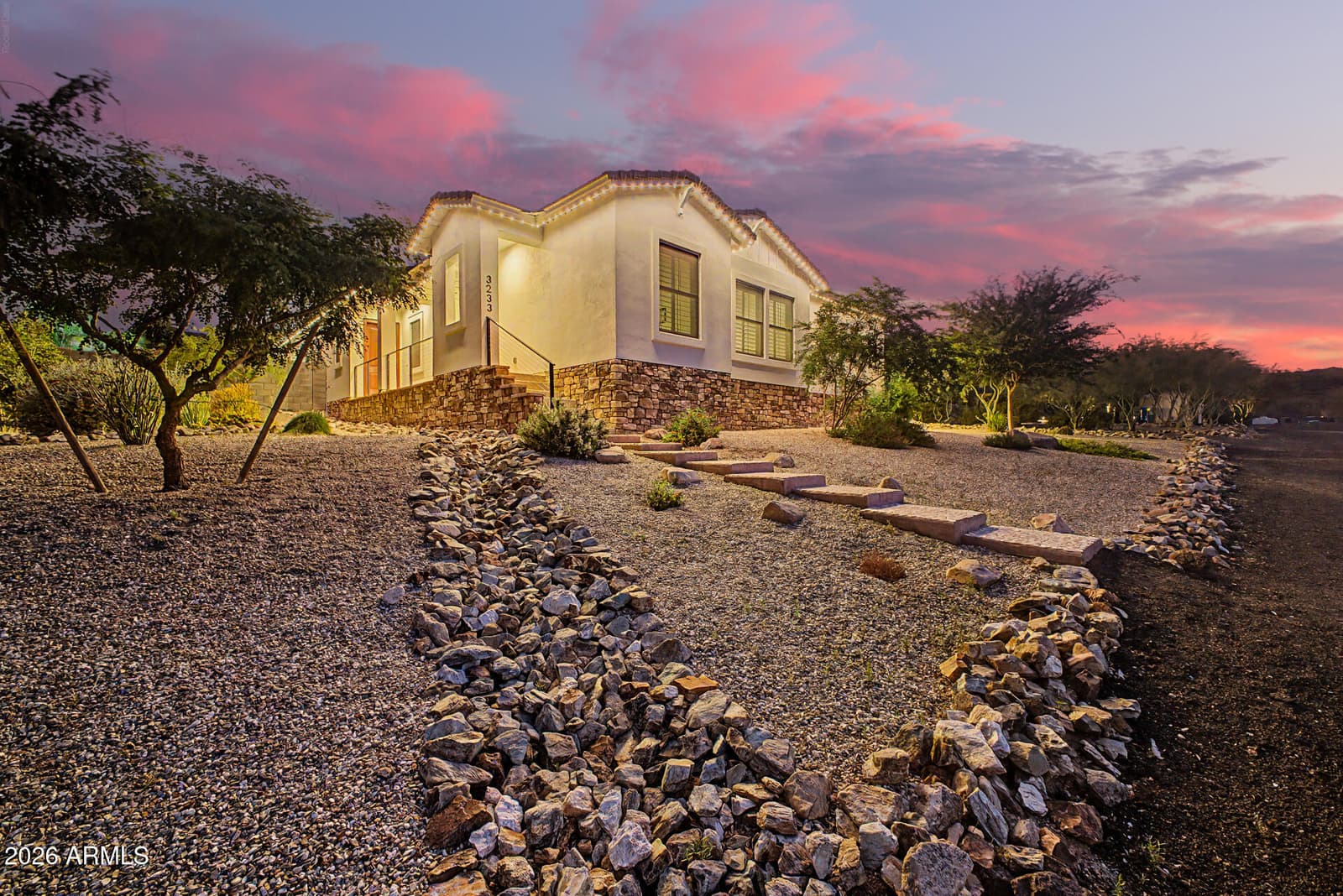 3233 W HORIZON Drive, Phoenix, AZ 85086 — photo 4 of 49