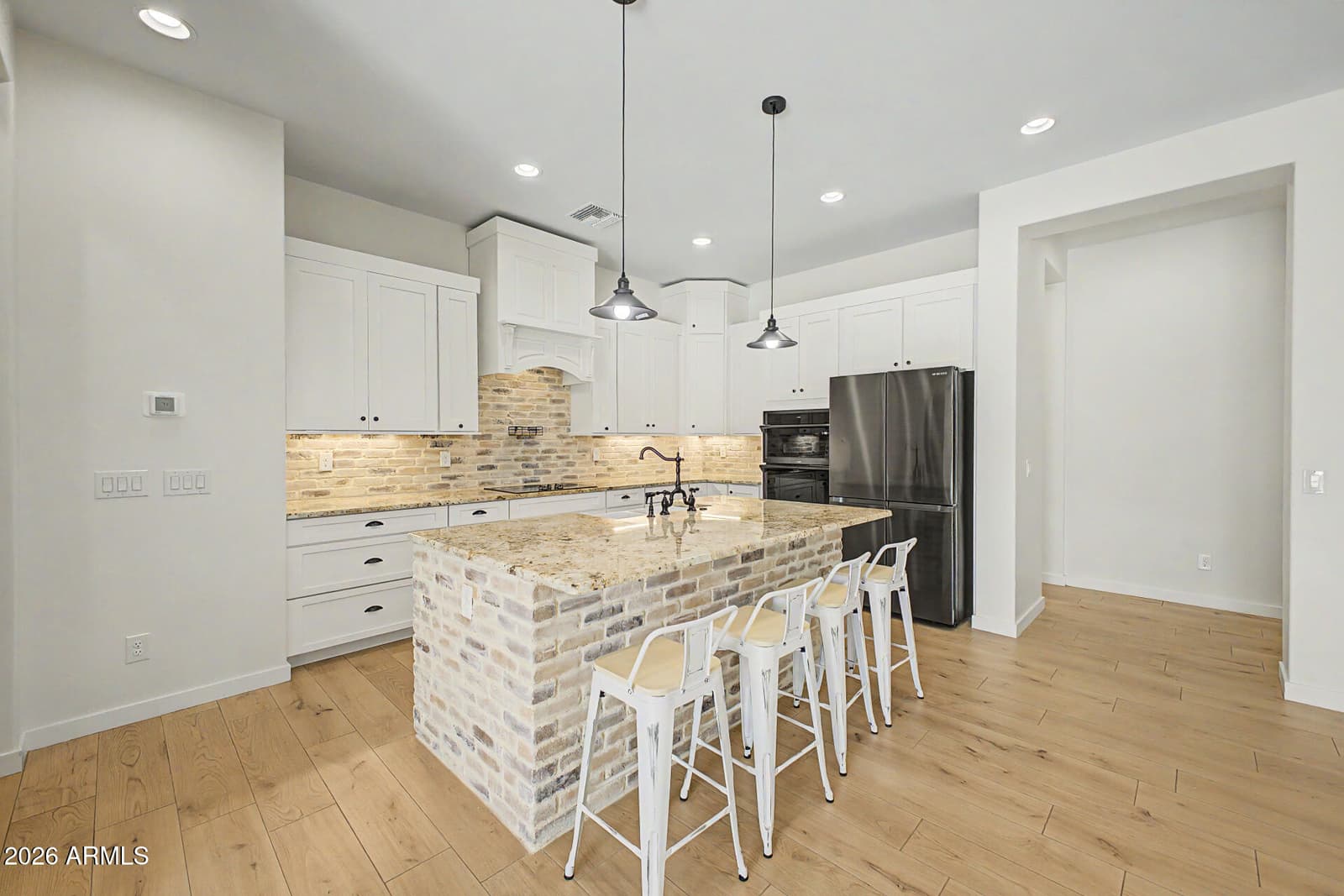 3233 W HORIZON Drive, Phoenix, AZ 85086 — photo 16 of 49