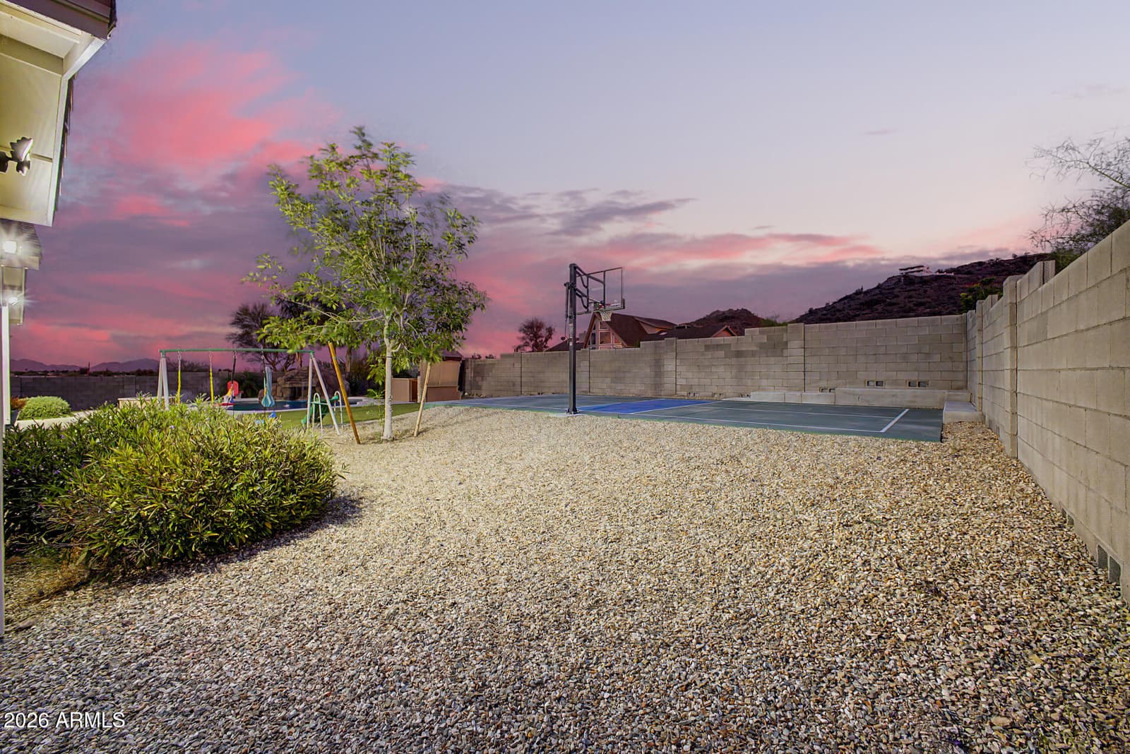 3233 W HORIZON Drive, Phoenix, AZ 85086 — photo 34 of 49