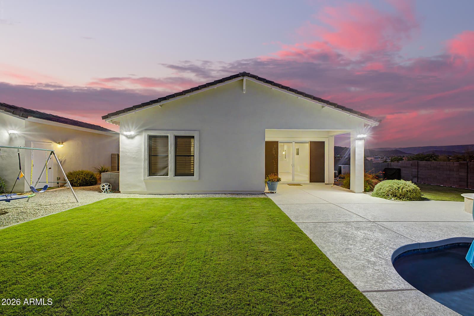 3233 W HORIZON Drive, Phoenix, AZ 85086 — photo 36 of 49