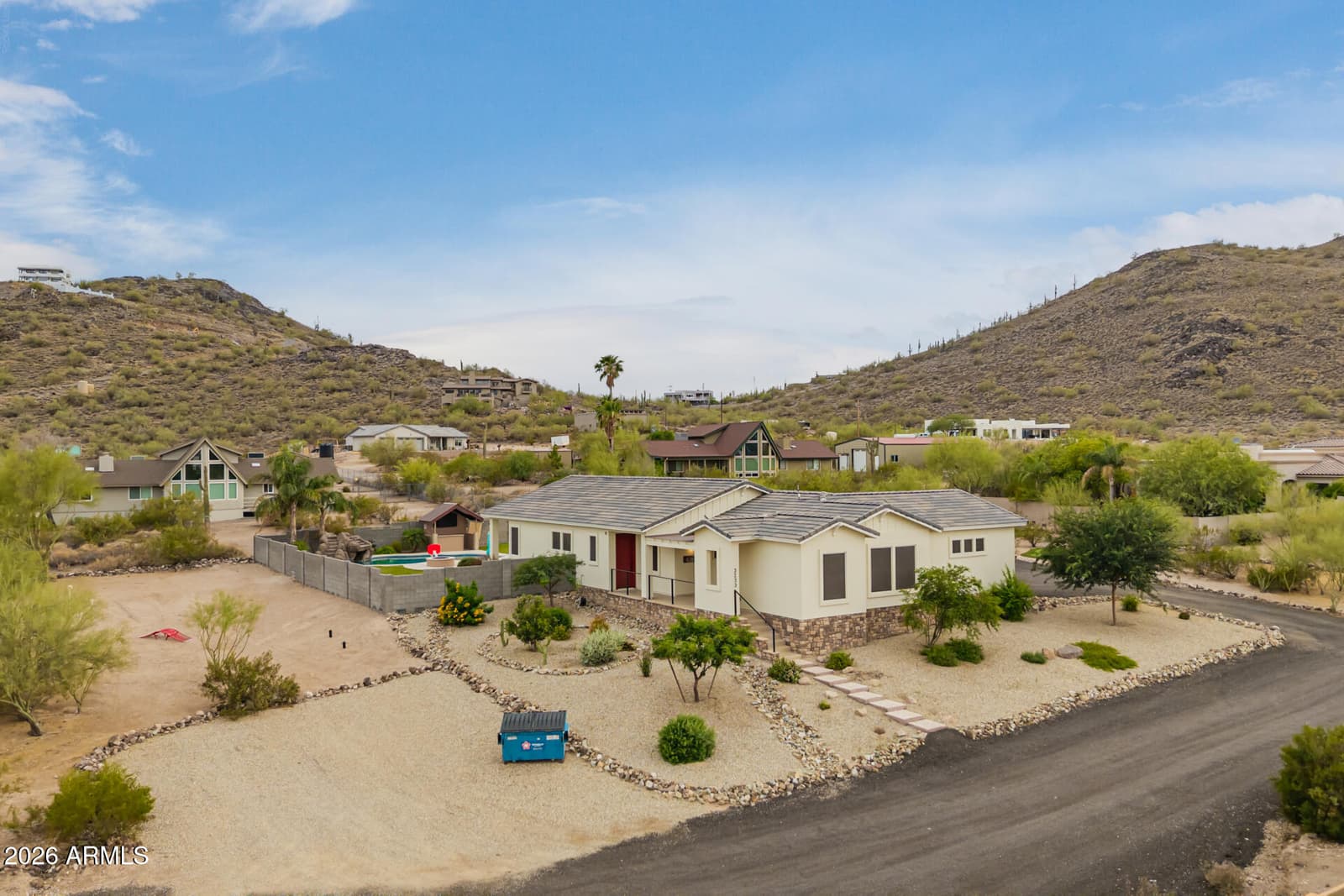 3233 W HORIZON Drive, Phoenix, AZ 85086 — photo 44 of 49
