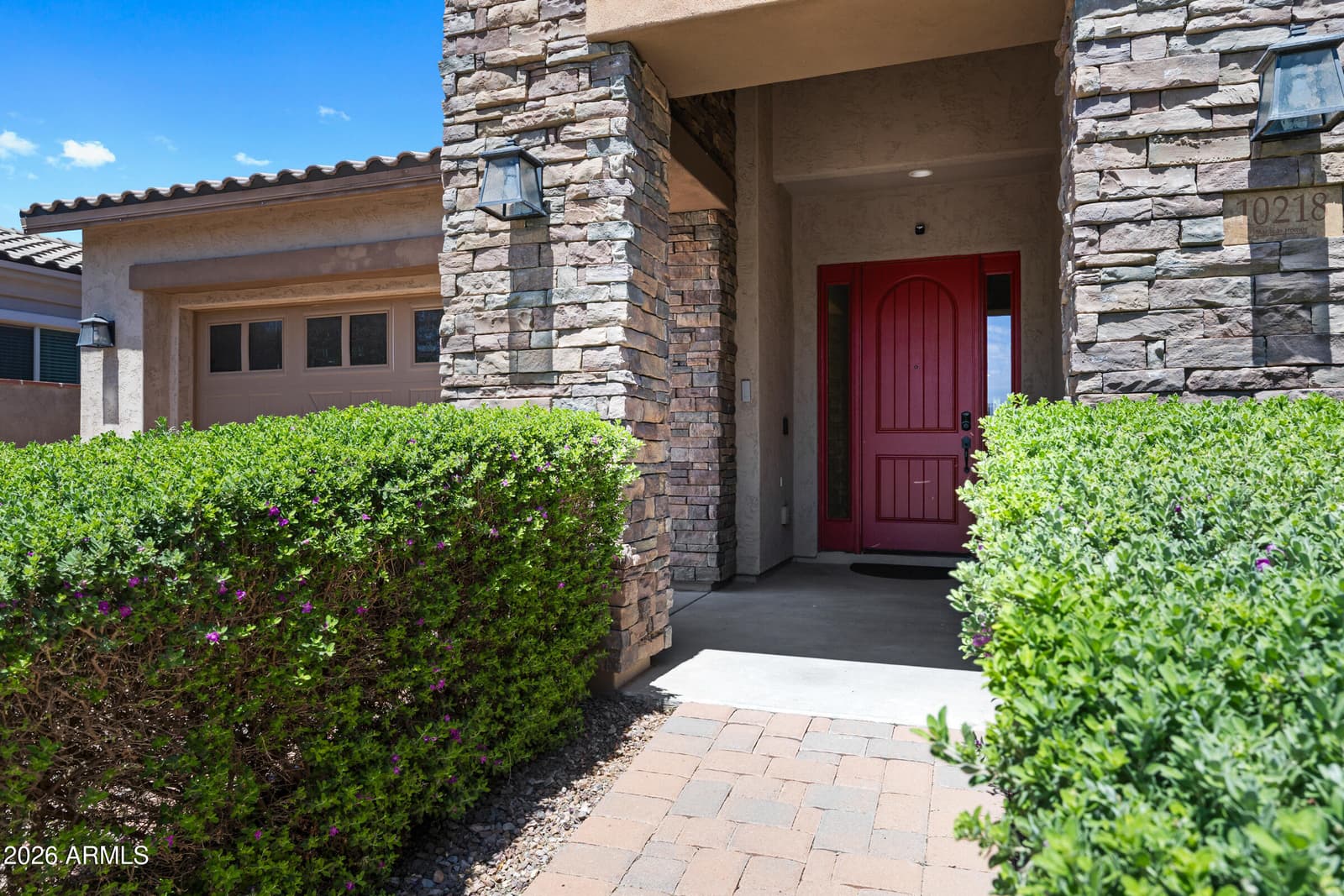 10218 E BERGERON Avenue, Mesa, AZ 85212 — photo 2 of 59