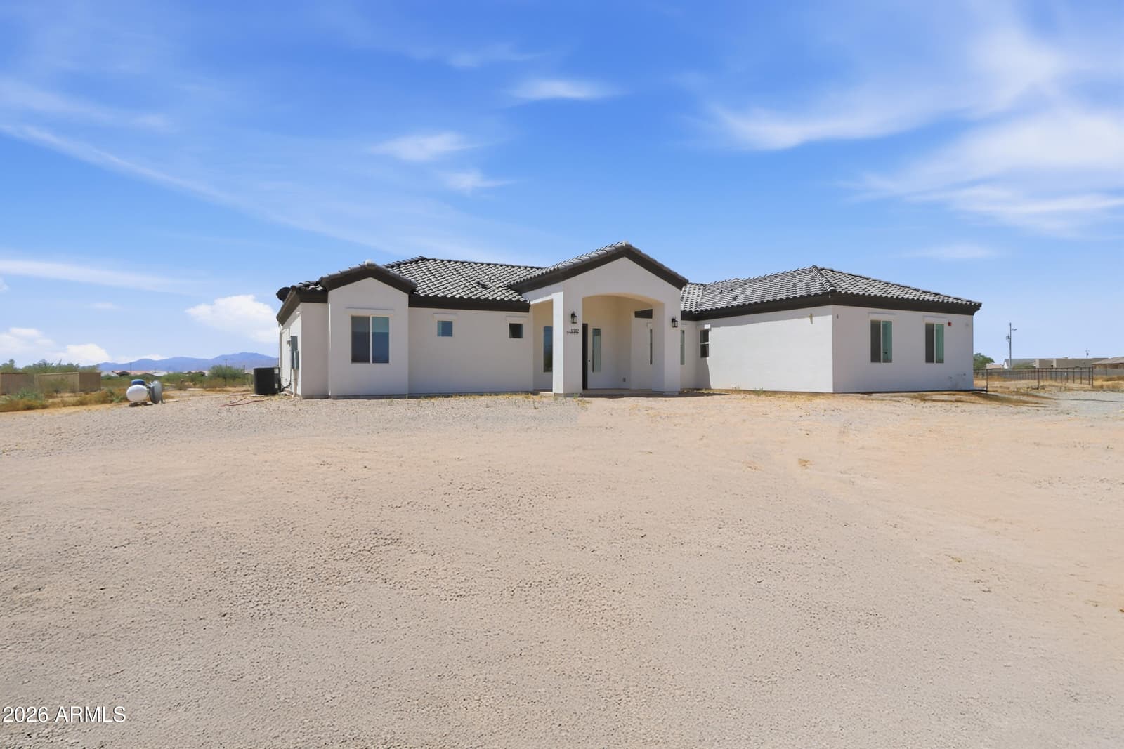 17587 W Dale Lane, Surprise, AZ 85387 — photo 5 of 40
