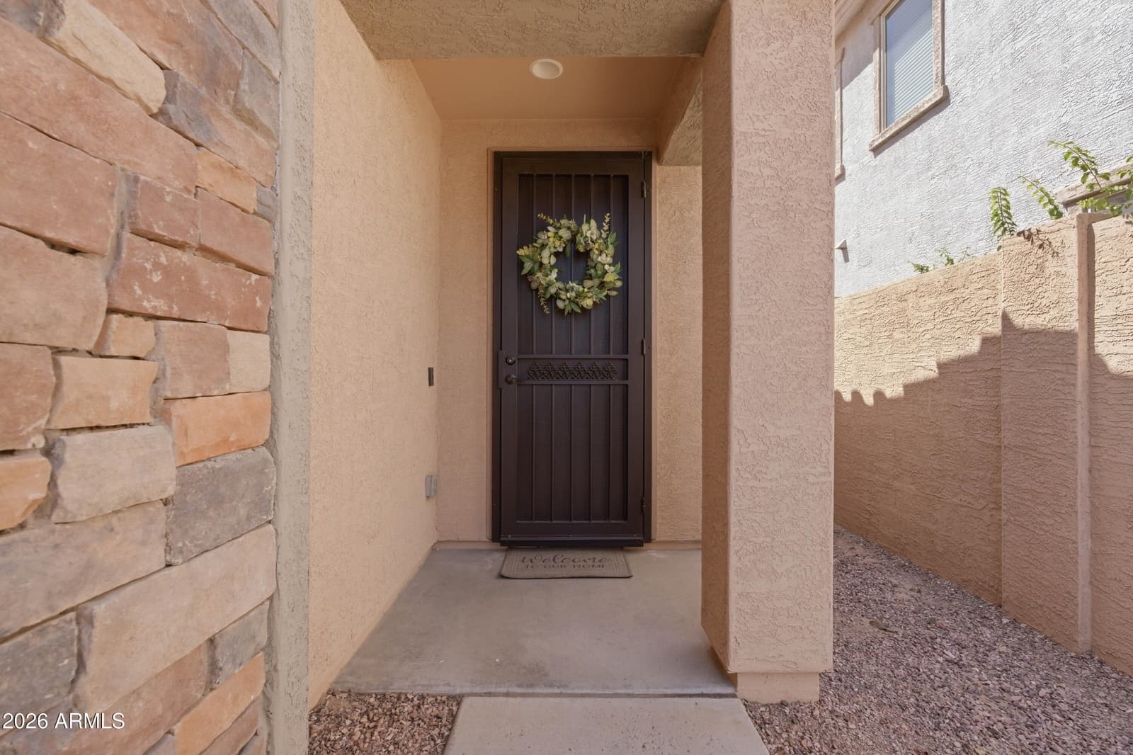 3925 E NARROWLEAF Drive, Gilbert, AZ 85298 — photo 10 of 75
