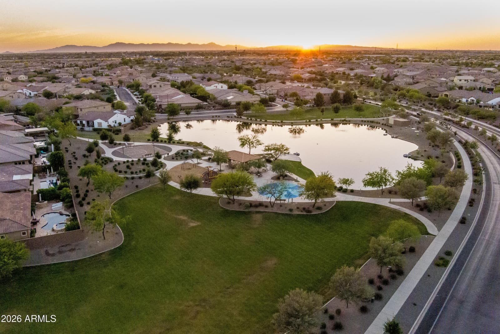 3925 E NARROWLEAF Drive, Gilbert, AZ 85298 — photo 45 of 75