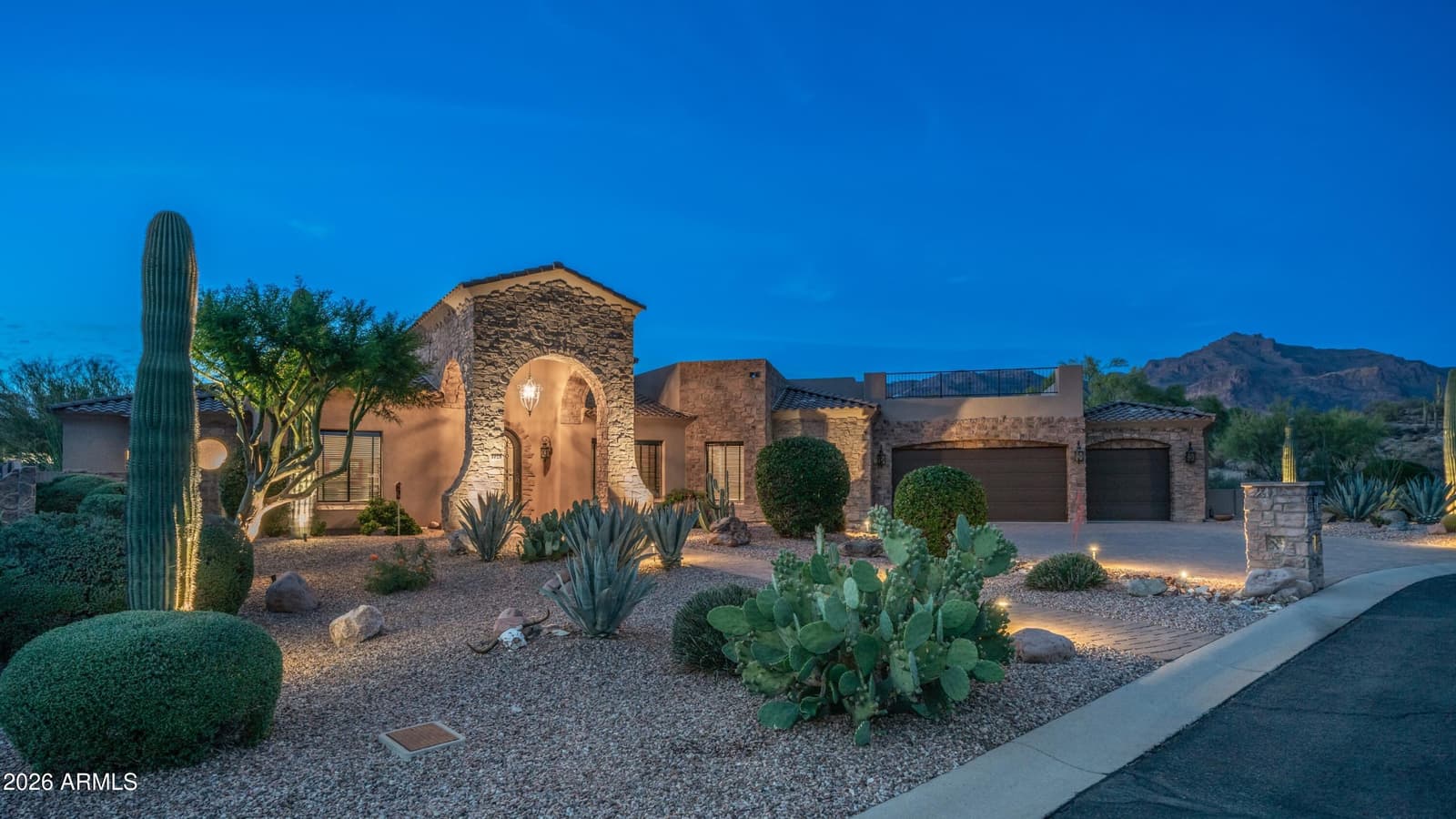 8920 E Quail Cove Lane, Gold Canyon, AZ 85118 — photo 3 of 32