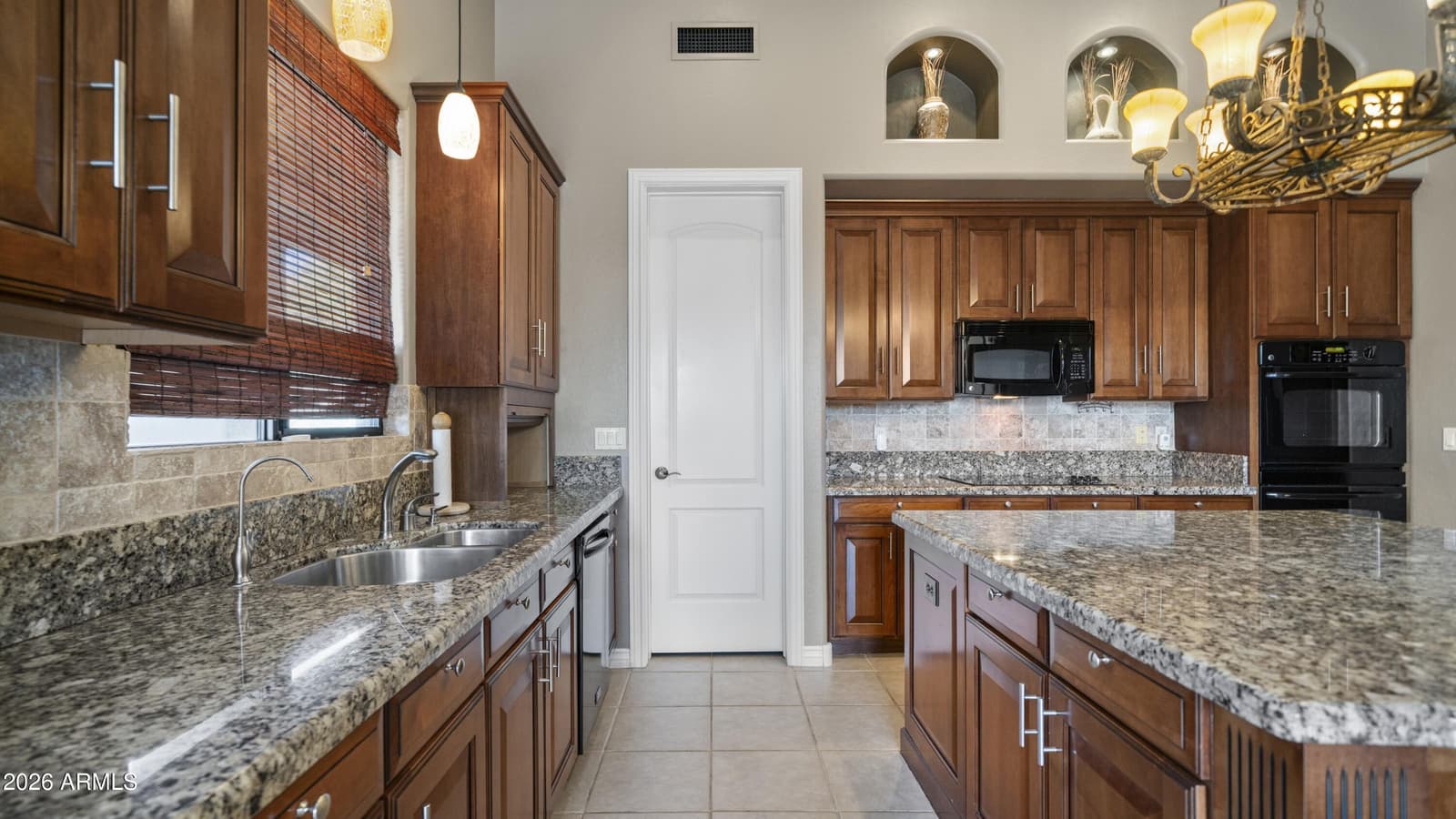 8920 E Quail Cove Lane, Gold Canyon, AZ 85118 — photo 17 of 32