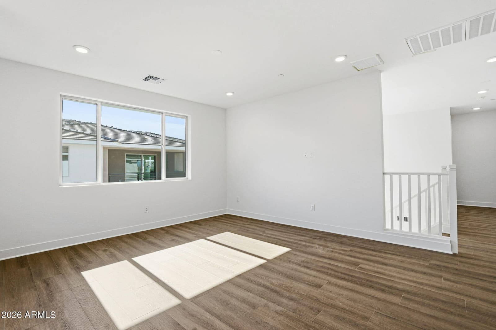 2121 W SONORAN DESERT Drive 126, Phoenix, AZ 85085 — photo 21 of 34
