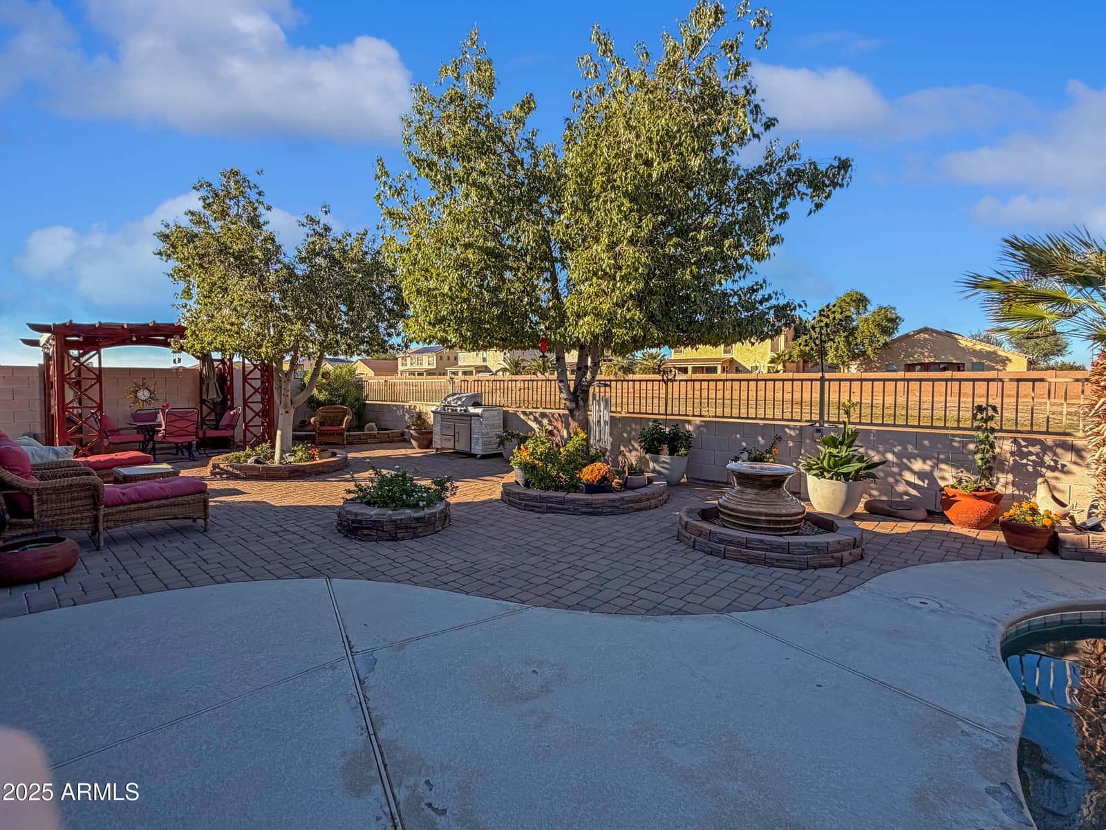 1386 E AVENIDA ISABELA, Casa Grande, AZ 85122 — photo 12 of 37