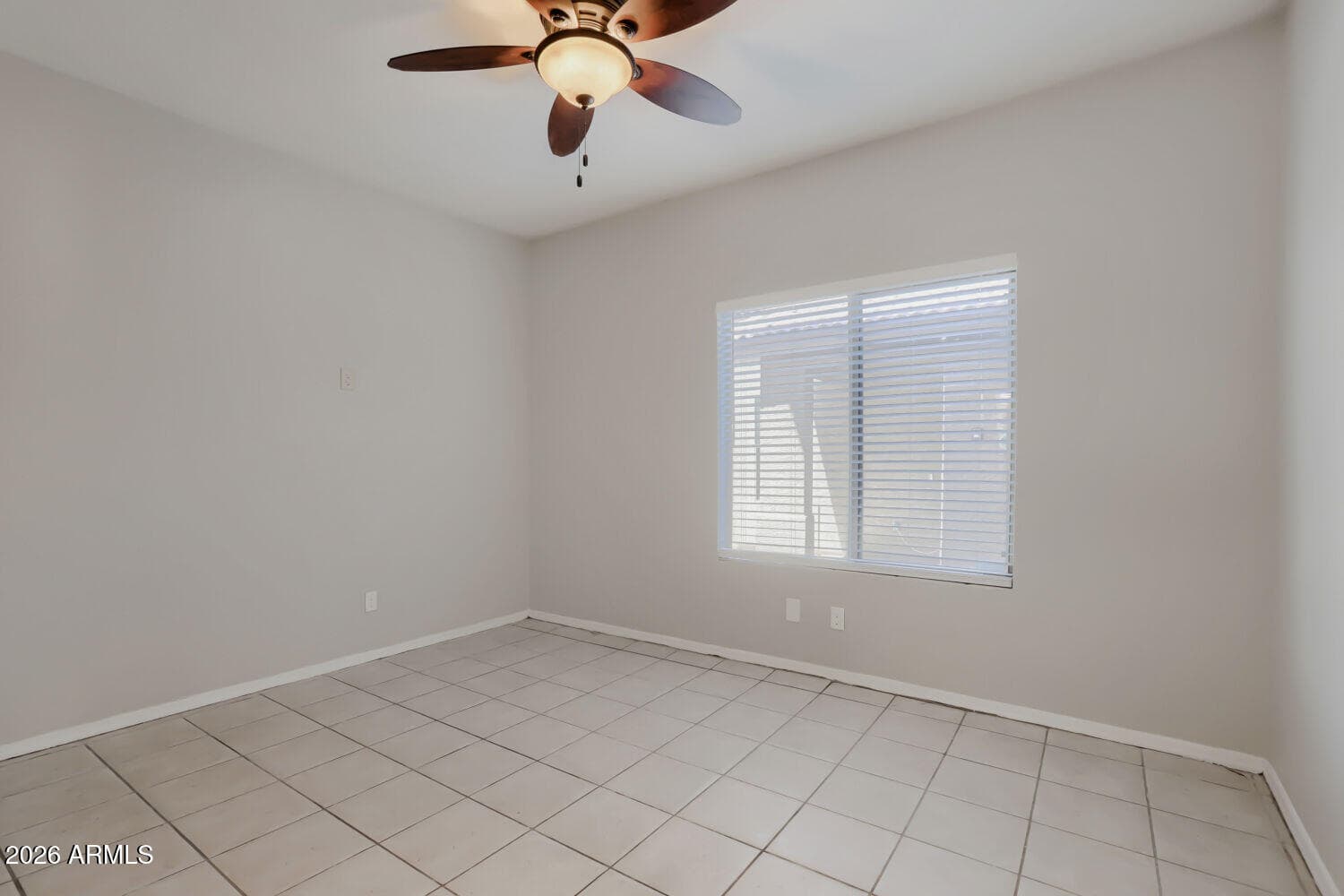 10758 W Alvarado Road, Avondale, AZ 85392 — photo 9 of 29