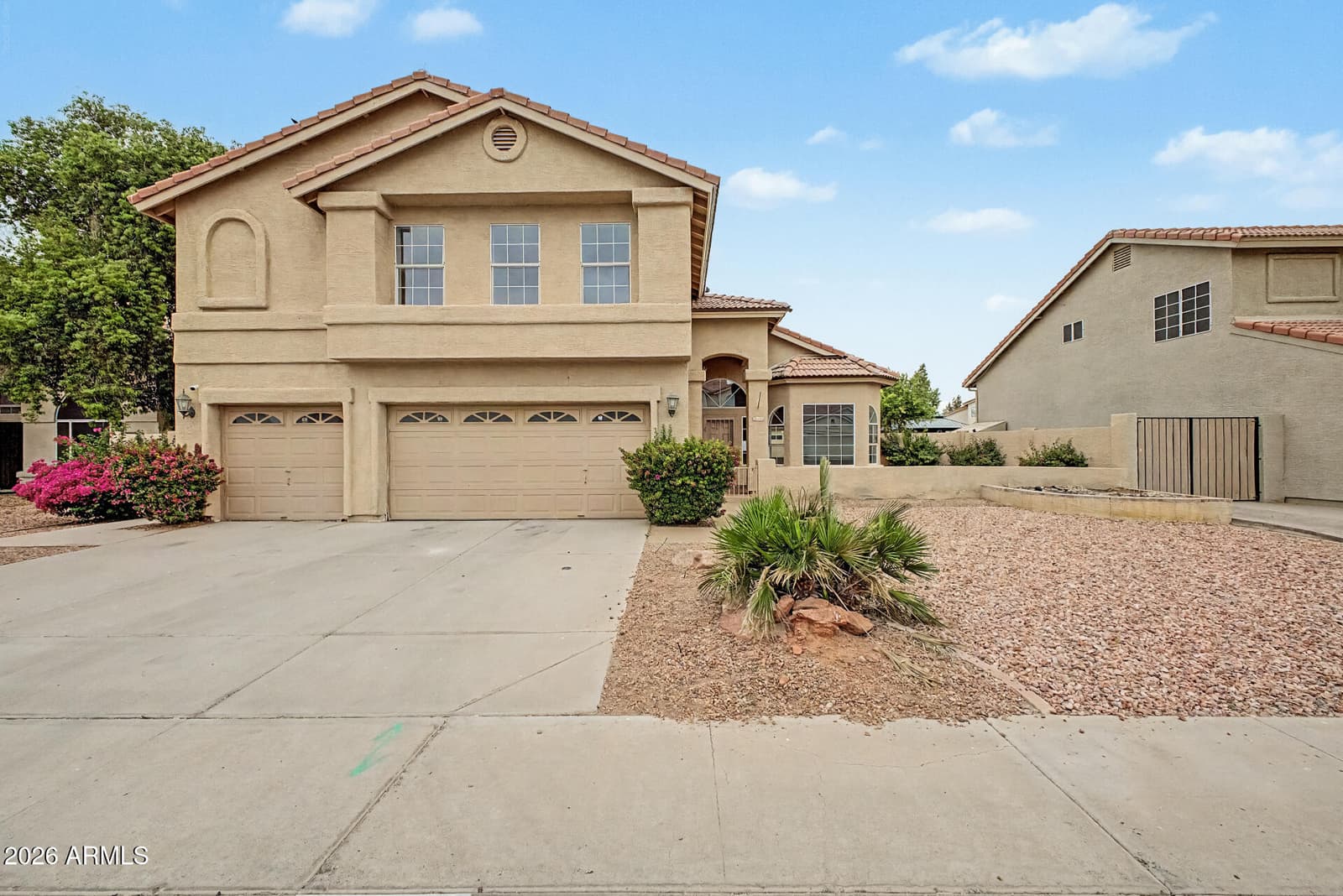 11410 W ORANGE BLOSSOM Lane, Avondale, AZ 85392 — photo 1 of 48