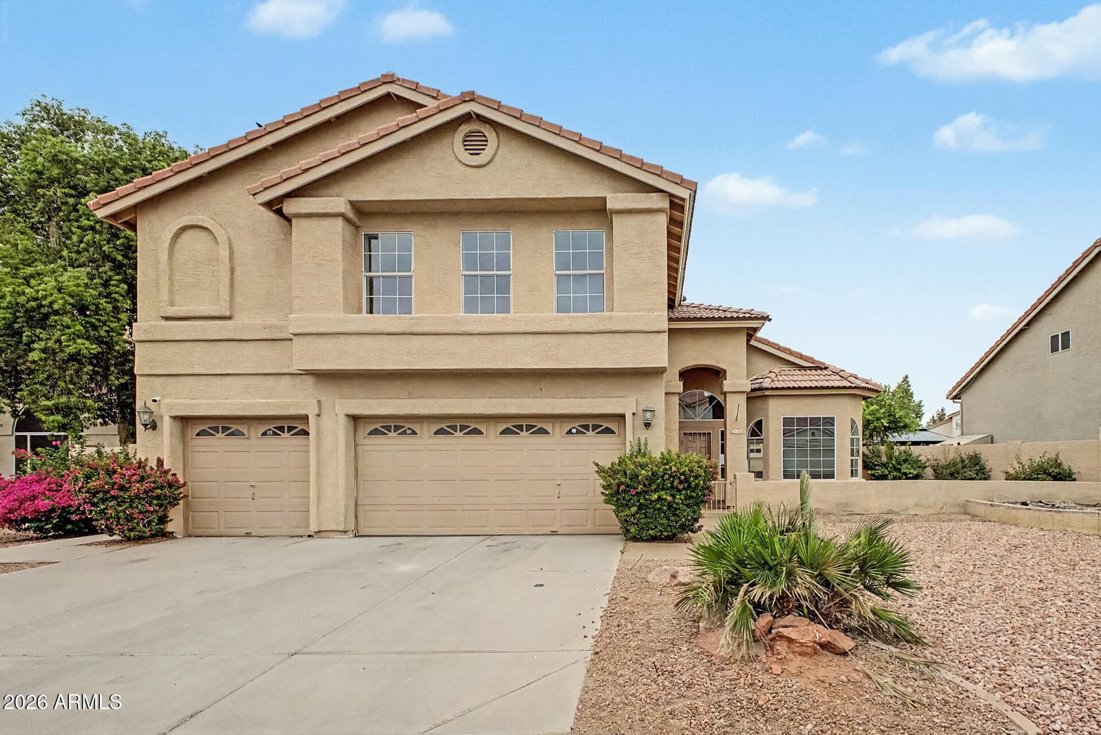 11410 W ORANGE BLOSSOM Lane, Avondale, AZ 85392 — photo 2 of 48