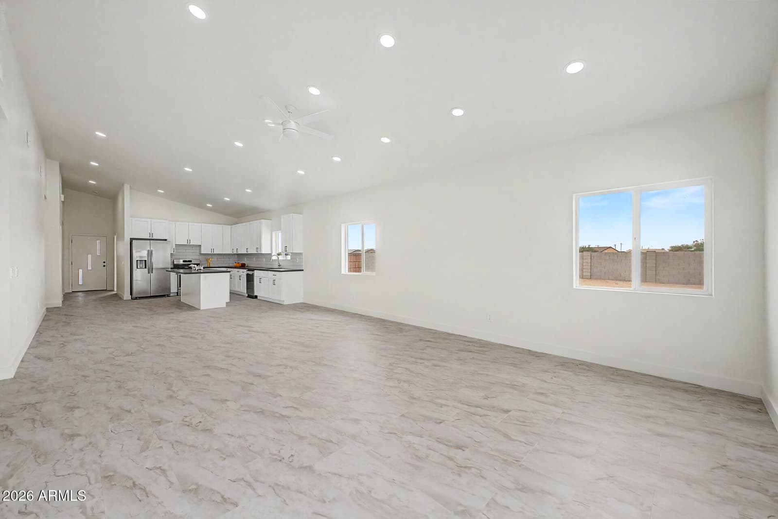 4120 N Valencia Drive, Eloy, AZ 85131 — photo 7 of 33