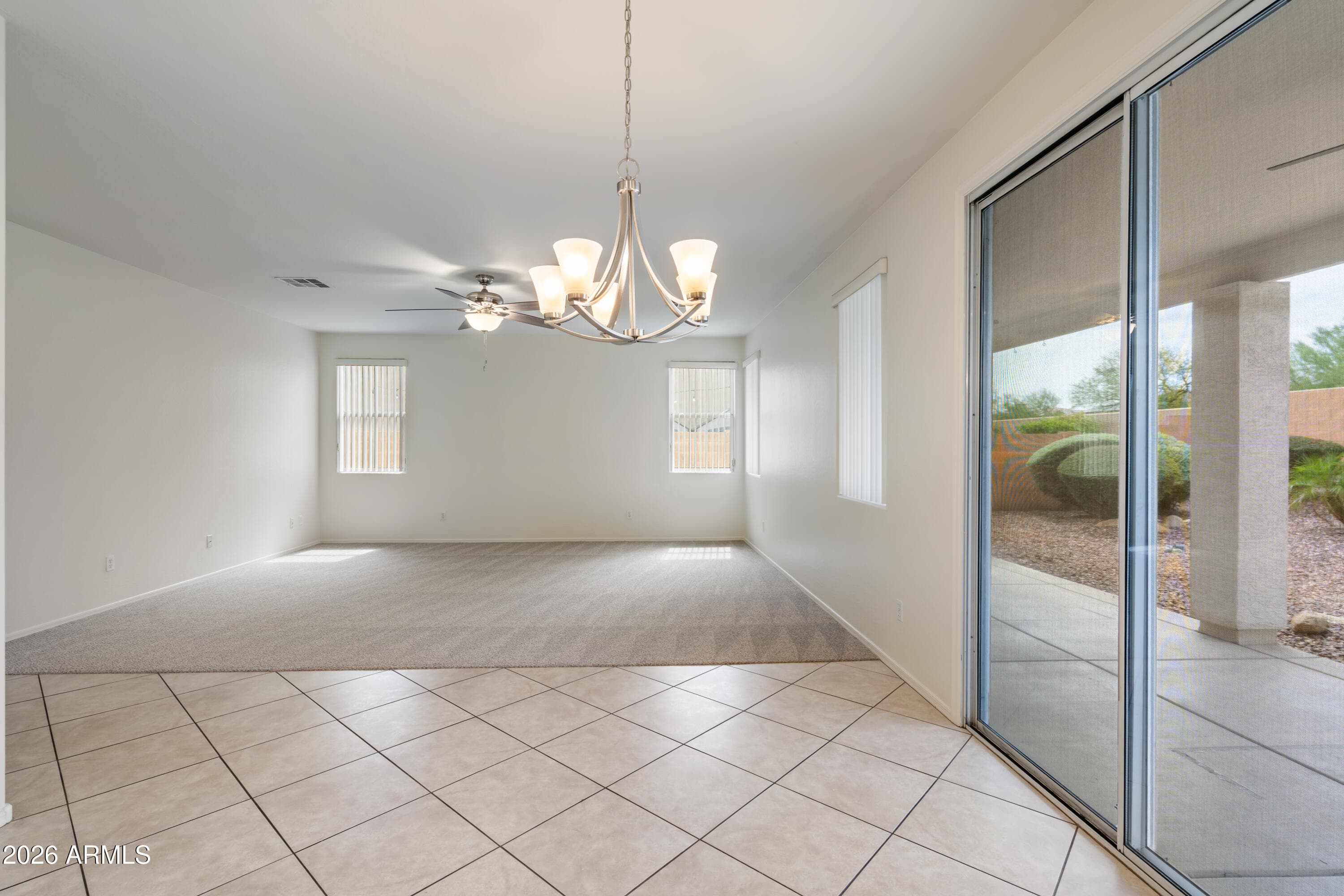 7178 W HONEYSUCKLE Drive W, Peoria, AZ 85383 — photo 14 of 64