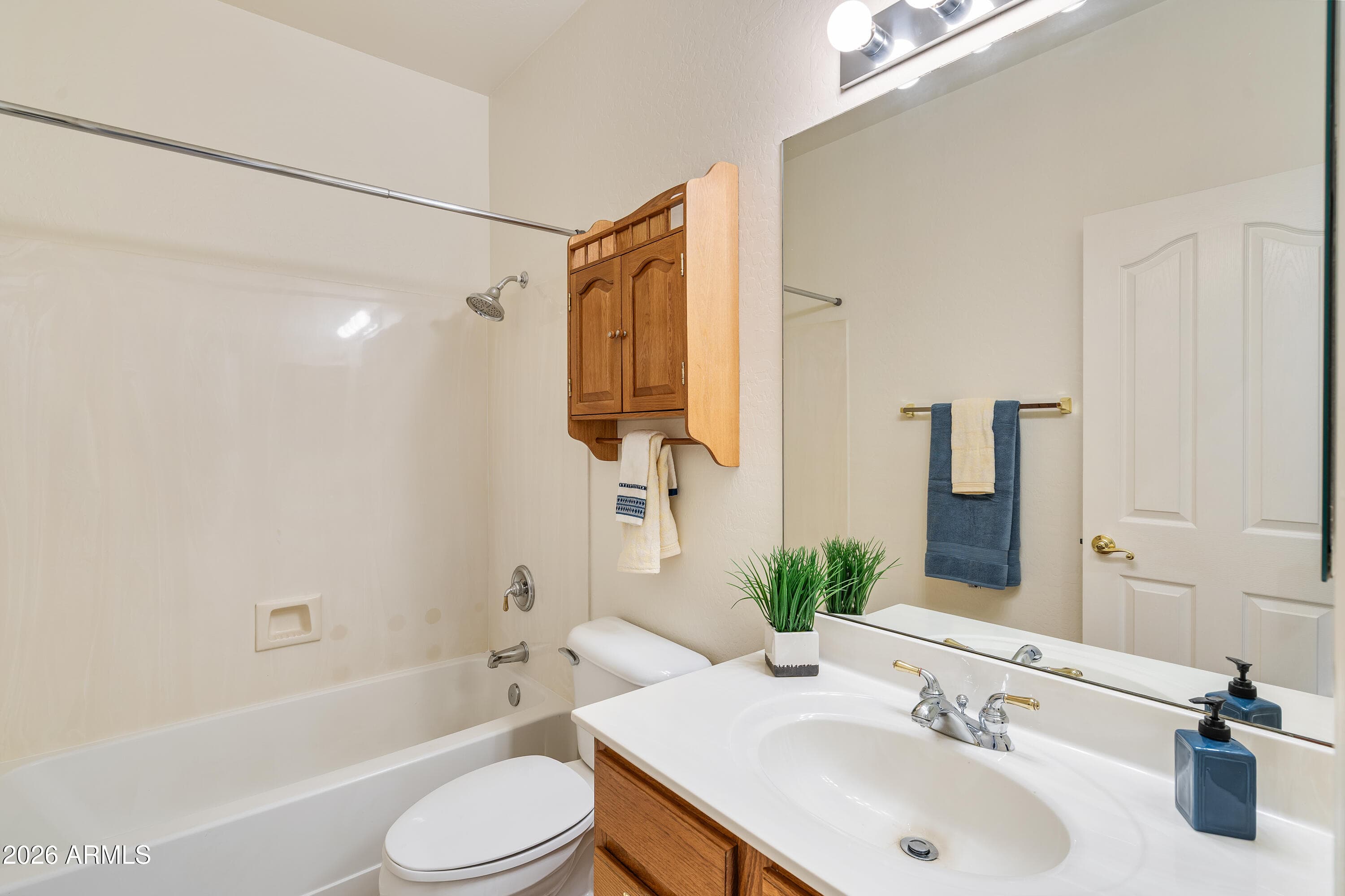 7178 W HONEYSUCKLE Drive W, Peoria, AZ 85383 — photo 25 of 64