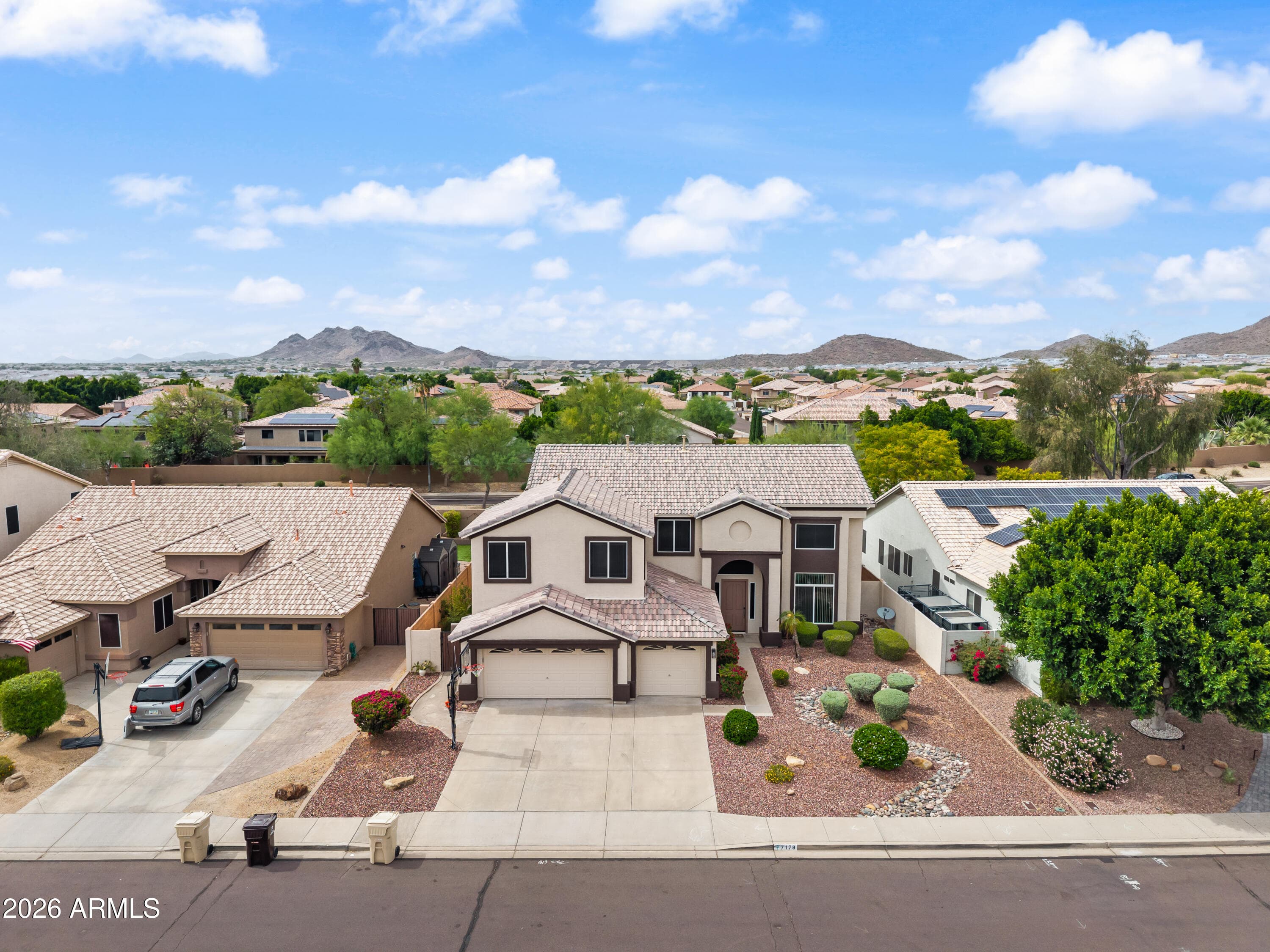 7178 W HONEYSUCKLE Drive W, Peoria, AZ 85383 — photo 53 of 64