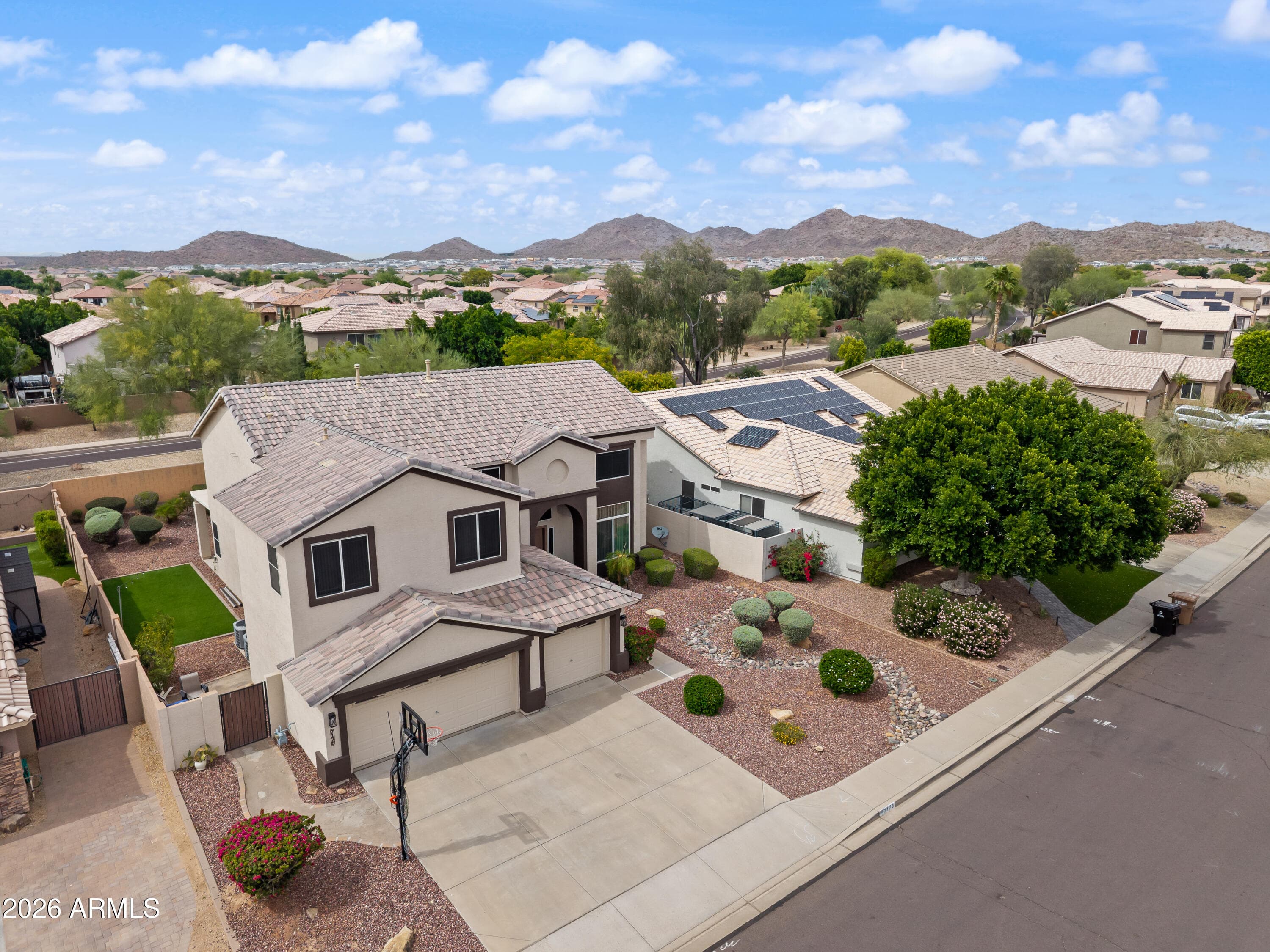 7178 W HONEYSUCKLE Drive W, Peoria, AZ 85383 — photo 55 of 64