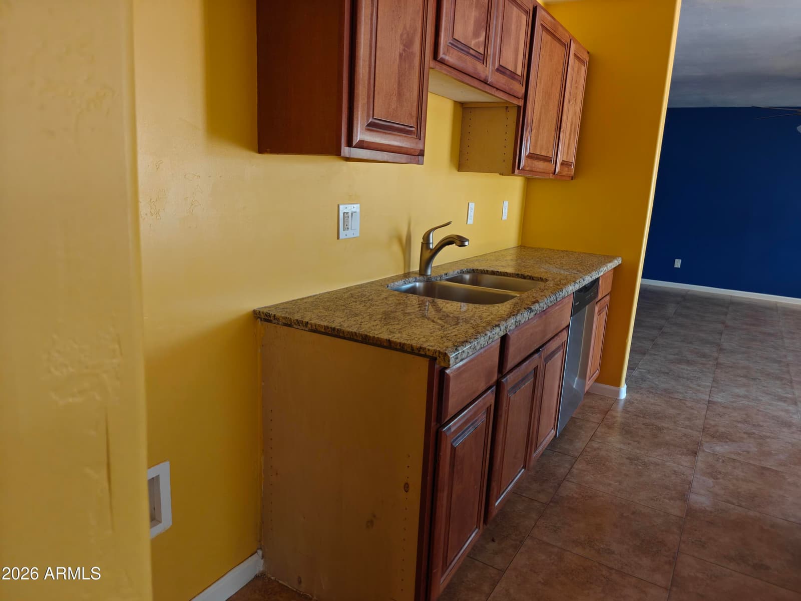 2417 W Roughrider Road, New River, AZ 85087 — photo 7 of 28