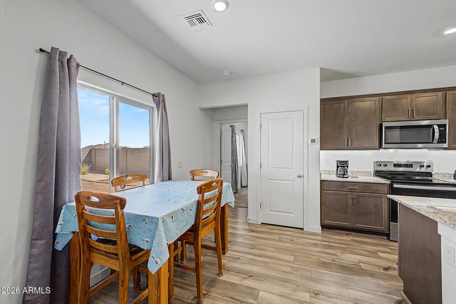 640 N CROWNED DOVE Trail, Casa Grande, AZ 85122 — photo 8 of 29