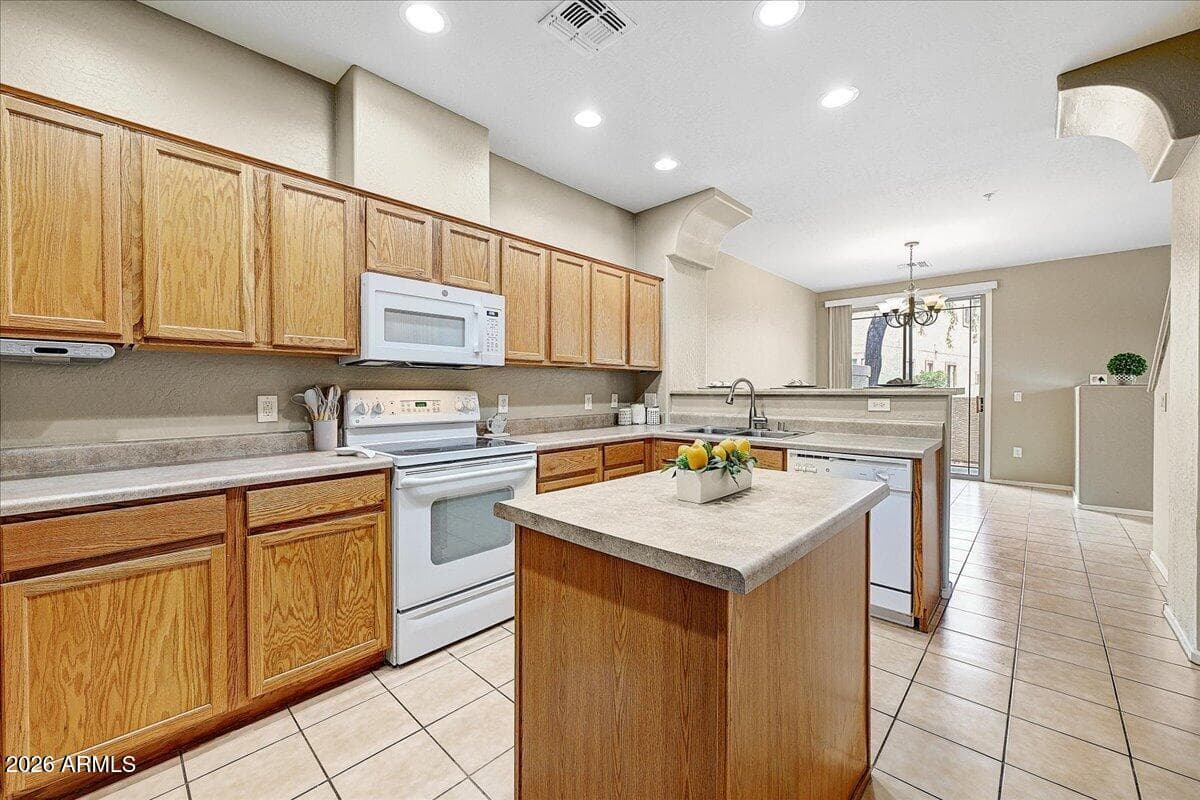 42424 N GAVILAN PEAK Parkway 7102, Anthem, AZ 85086 — photo 15 of 53