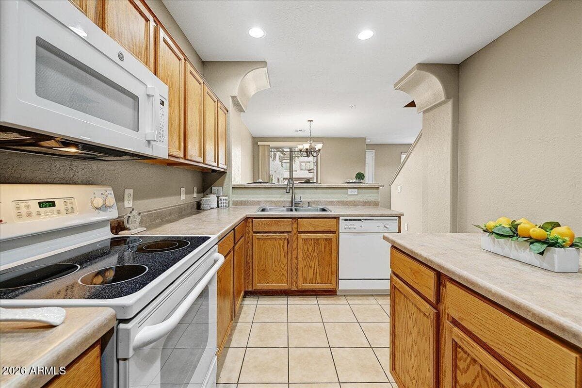 42424 N GAVILAN PEAK Parkway 7102, Anthem, AZ 85086 — photo 17 of 53