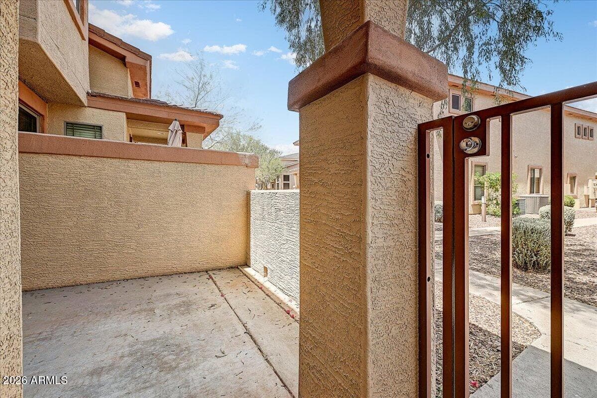 42424 N GAVILAN PEAK Parkway 7102, Anthem, AZ 85086 — photo 11 of 53