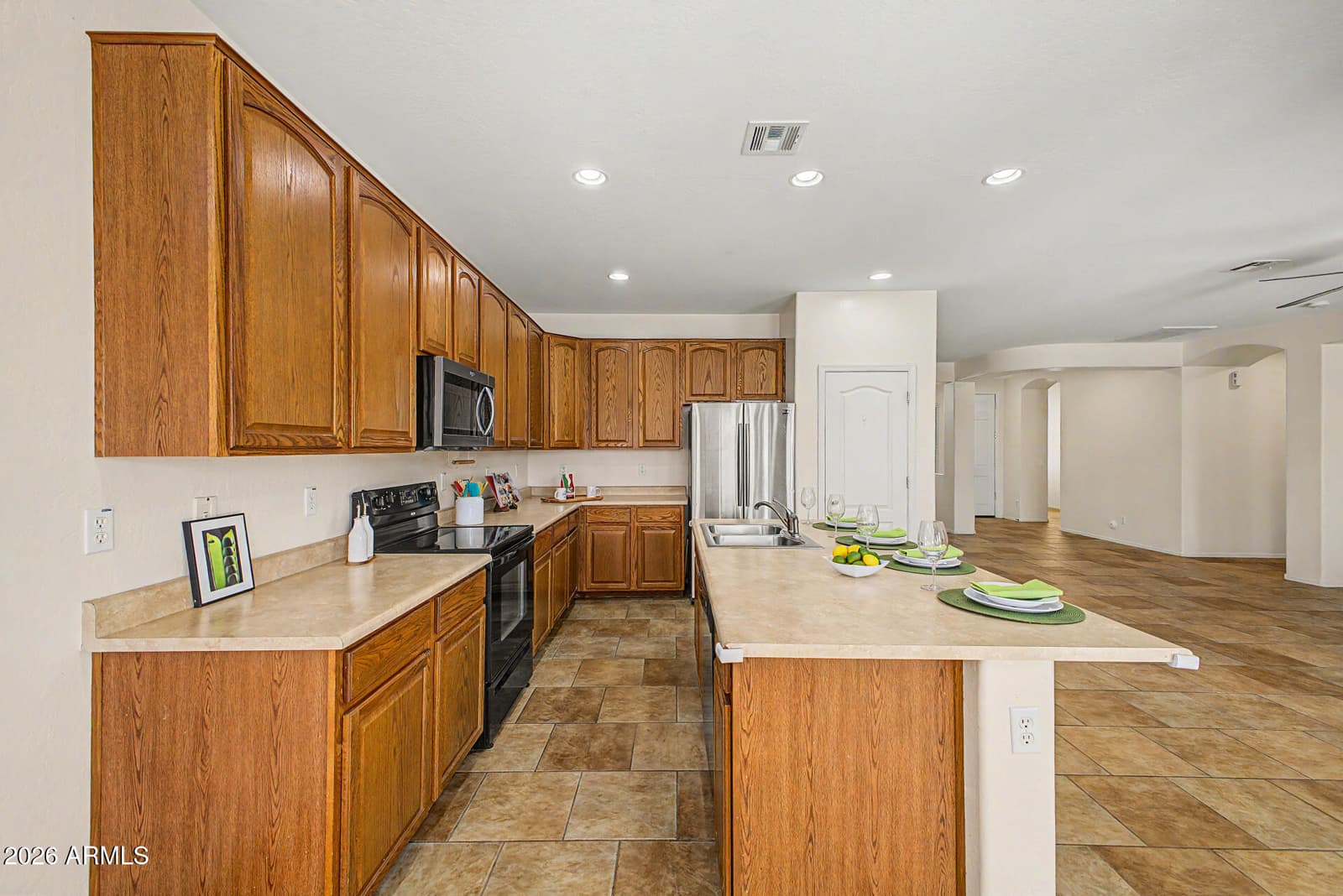 2124 W RED BIRD Road, Phoenix, AZ 85085 — photo 12 of 29