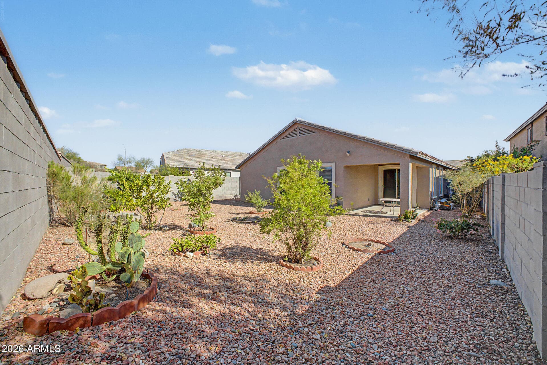 10736 W BRONCO Trail, Peoria, AZ 85383 — photo 35 of 44