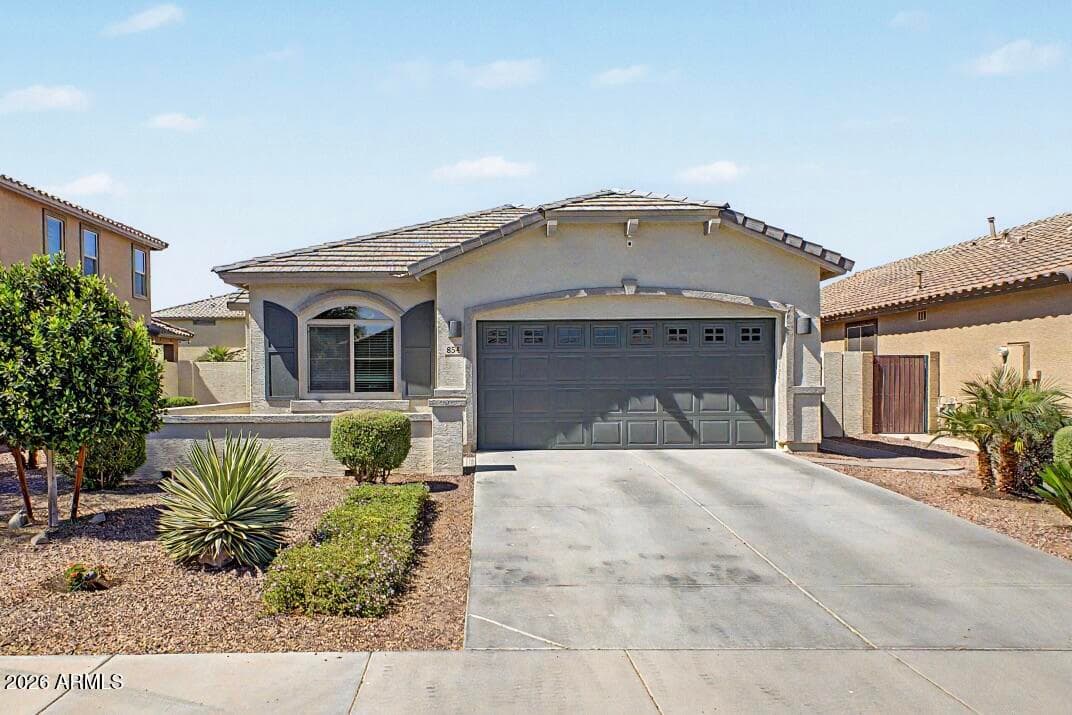 854 E TEKOA Avenue, Gilbert, AZ 85298 — photo 3 of 33