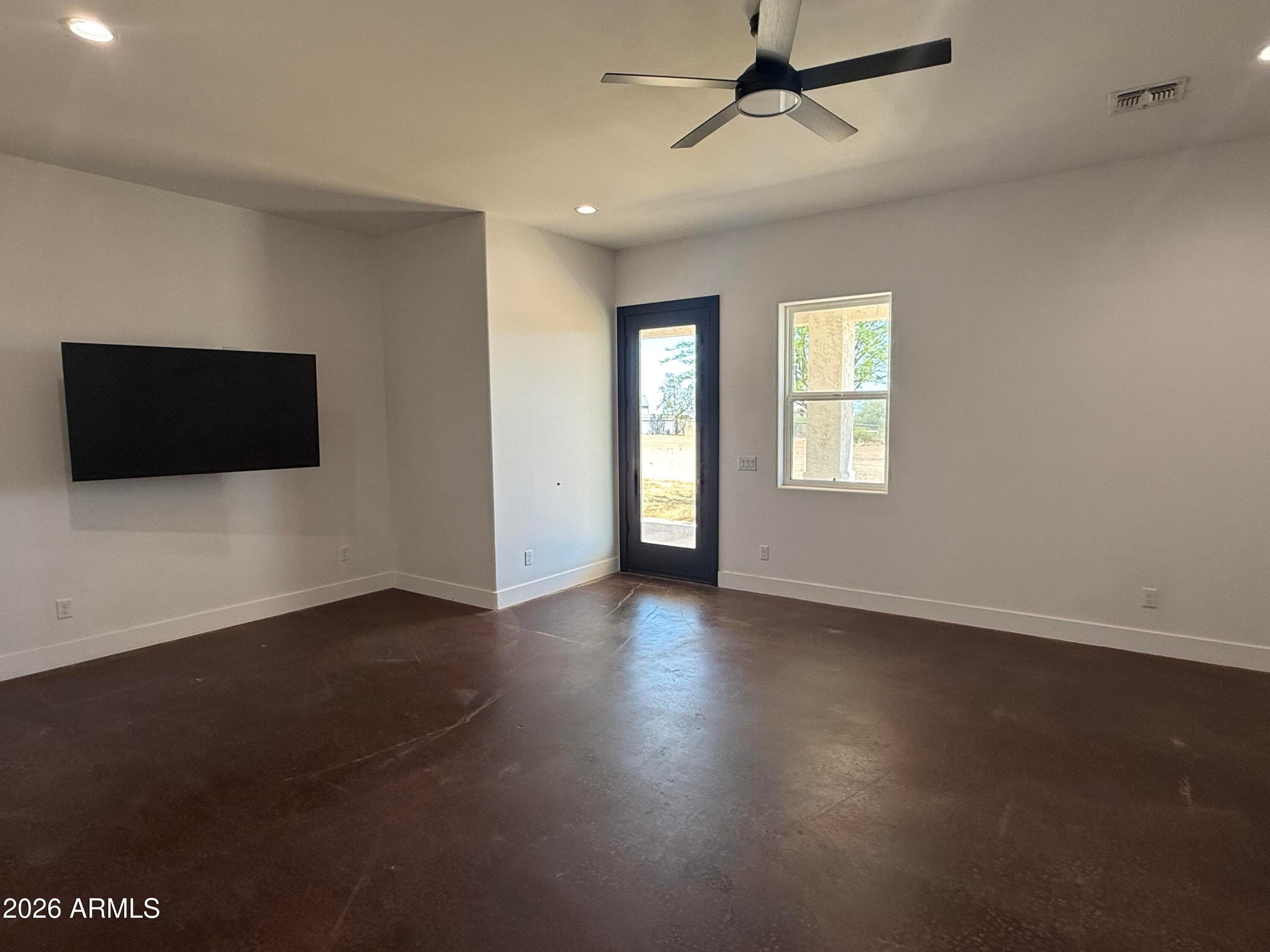 22227 W DIXILETA Drive, Wittmann, AZ 85361 — photo 8 of 38