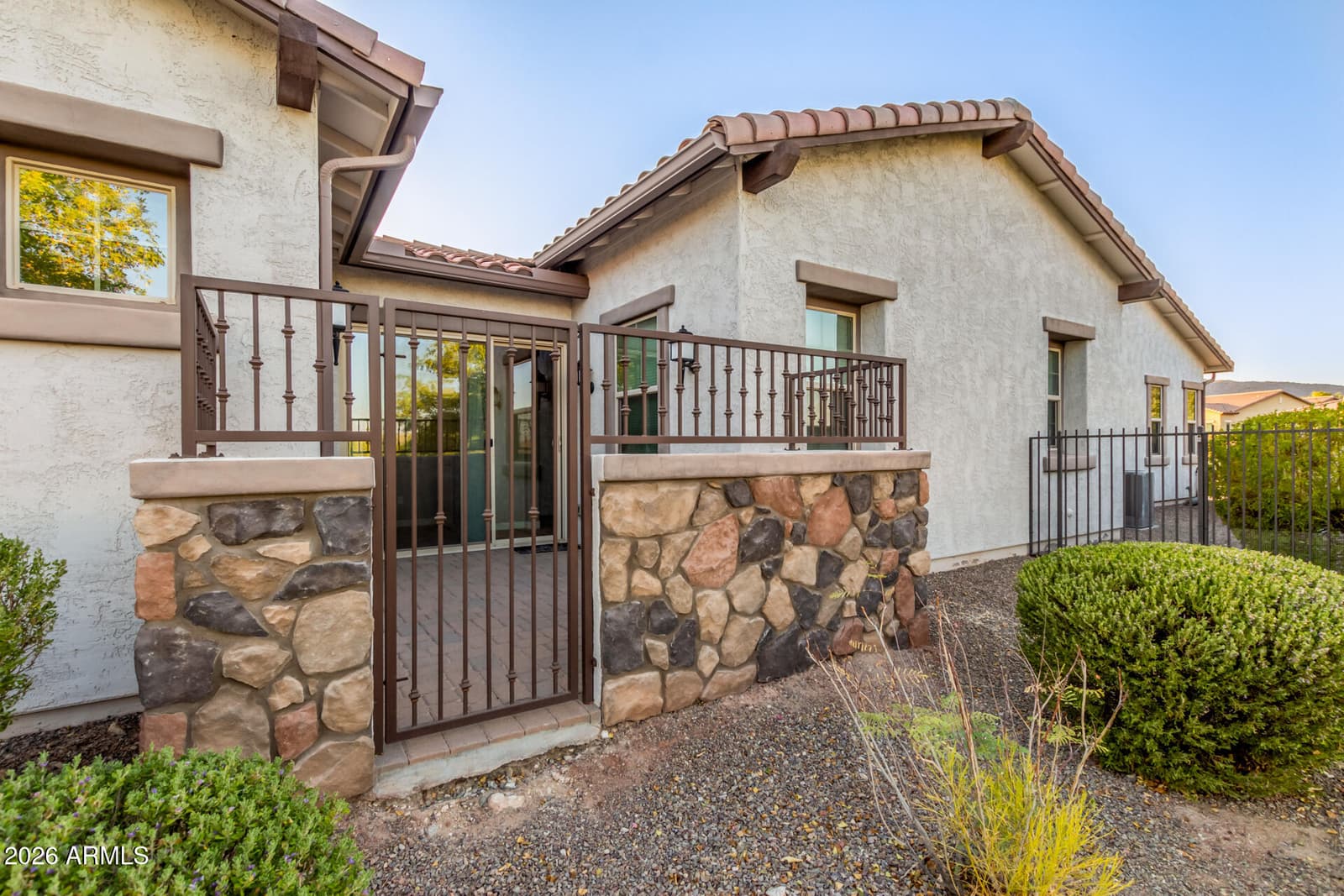 20562 W HILLCREST Boulevard, Buckeye, AZ 85396 — photo 4 of 29