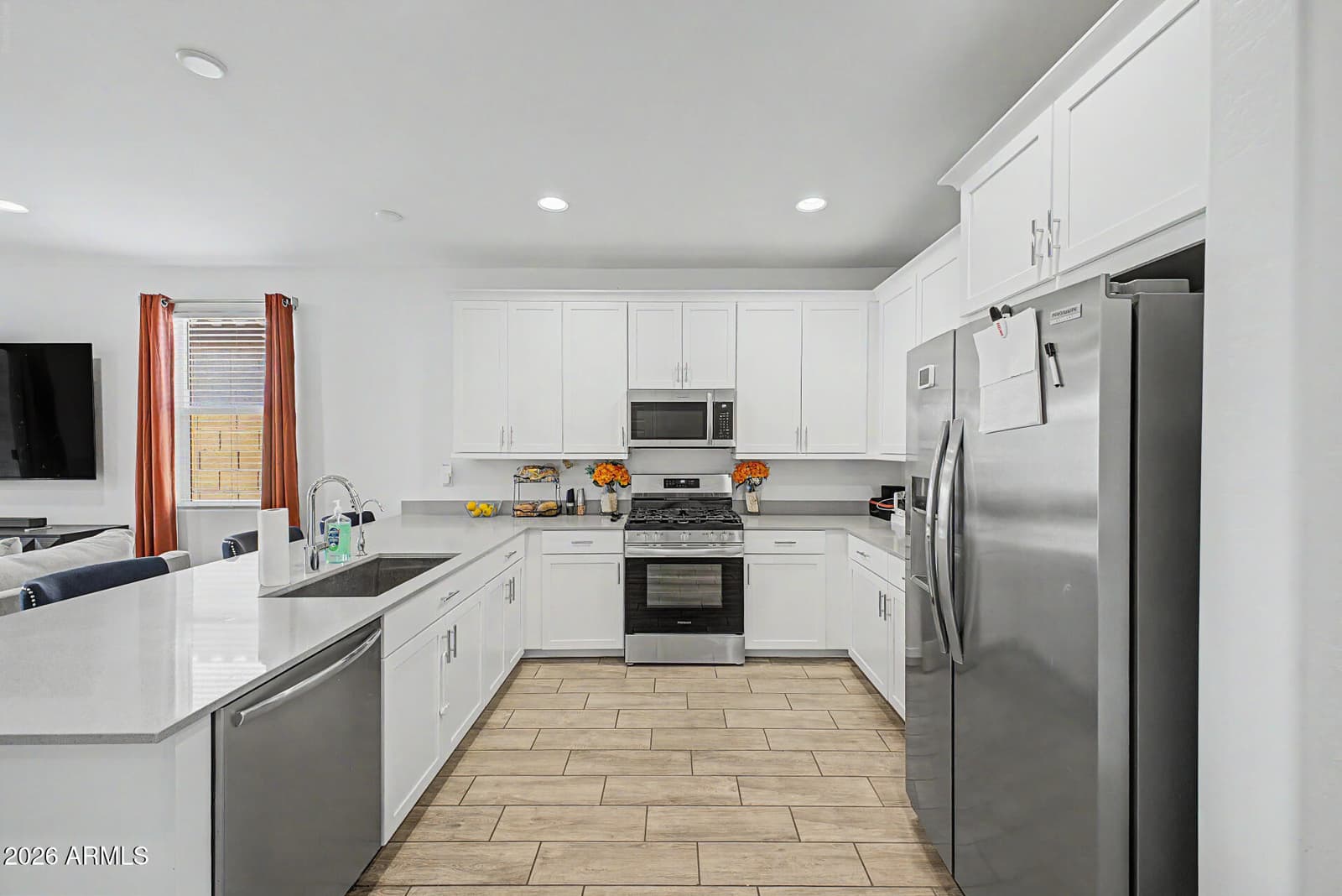 3354 S 155TH Lane, Goodyear, AZ 85338 — photo 5 of 36
