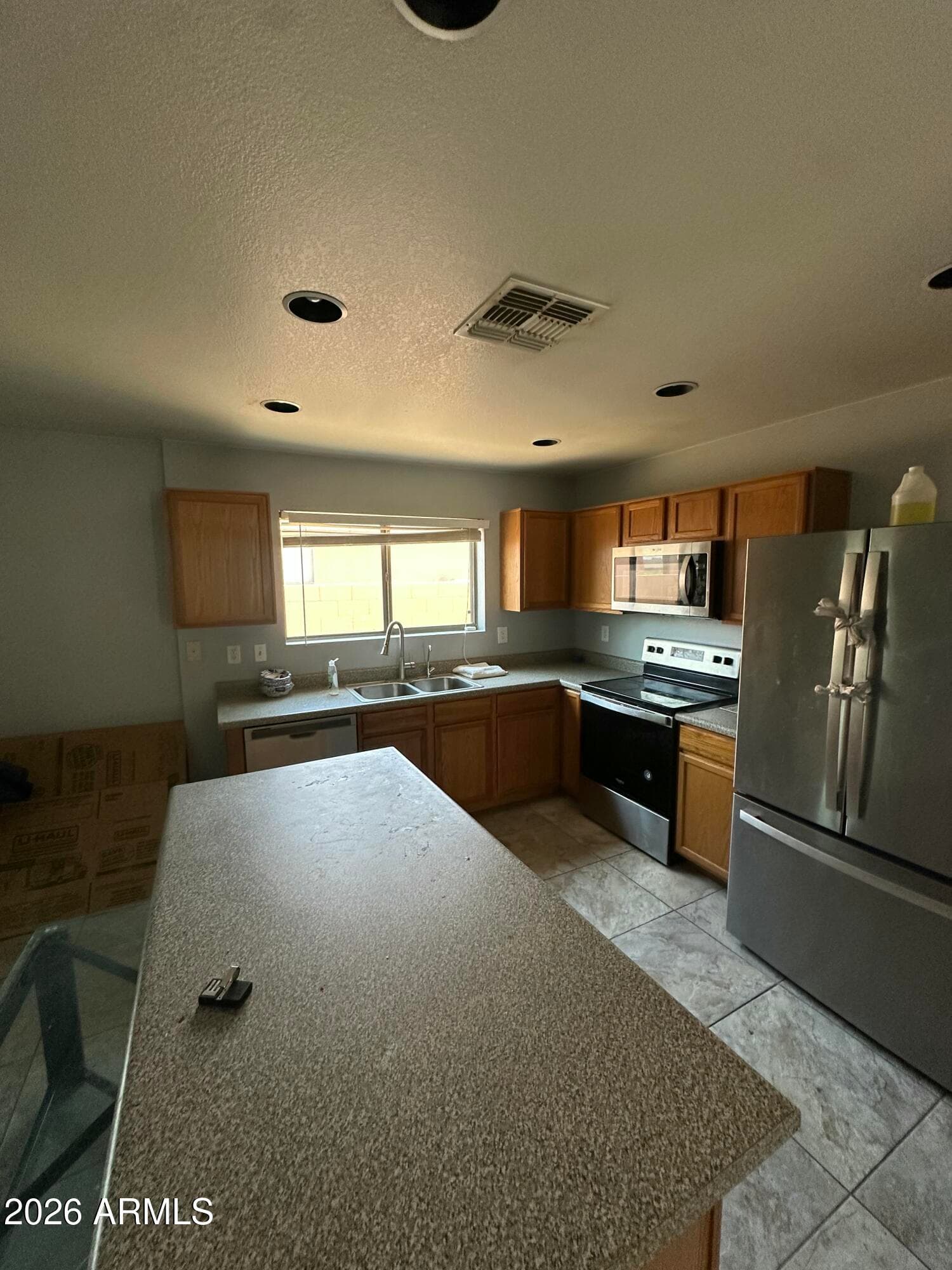1794 N PARKSIDE Lane, Casa Grande, AZ 85122 — photo 2 of 10