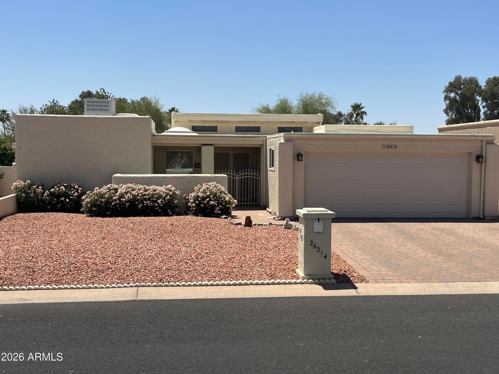 26214 S GLENBURN Drive, Sun Lakes, AZ 85248 — photo 1 of 33