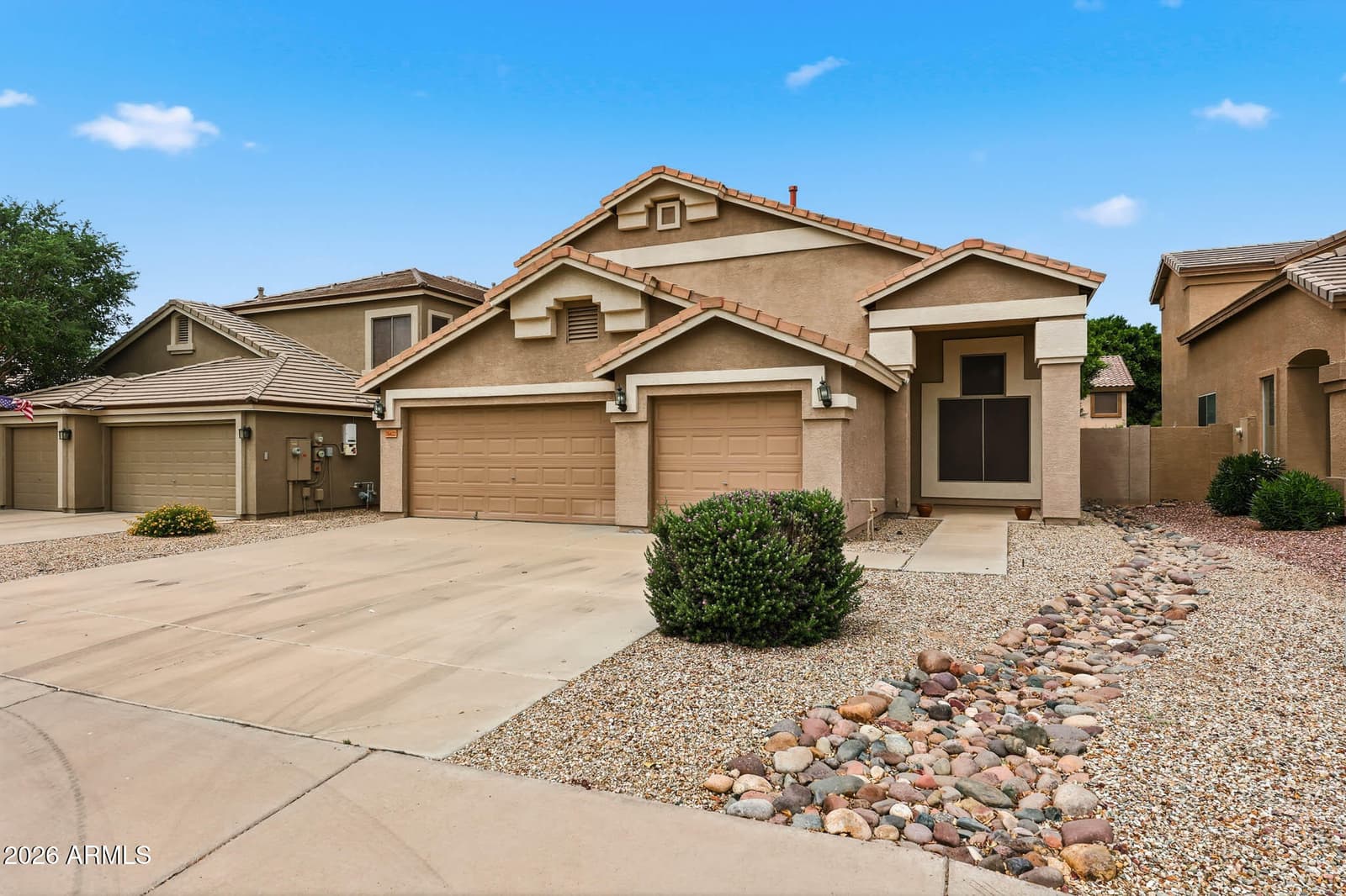 25422 N 68th Drive, Peoria, AZ 85383