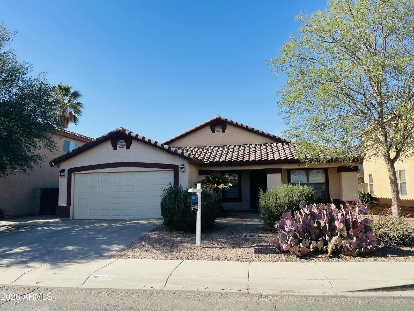 578 W Racine Loop, Casa Grande, AZ 85122 — photo 2 of 19