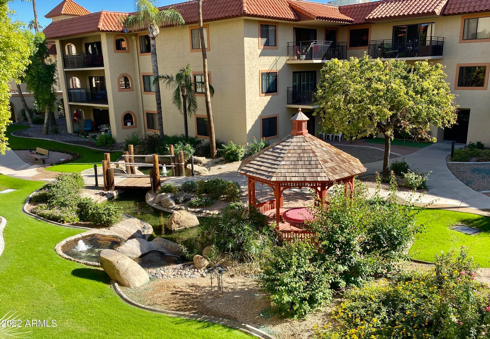 10330 W THUNDERBIRD Boulevard B204, Sun City, AZ 85351