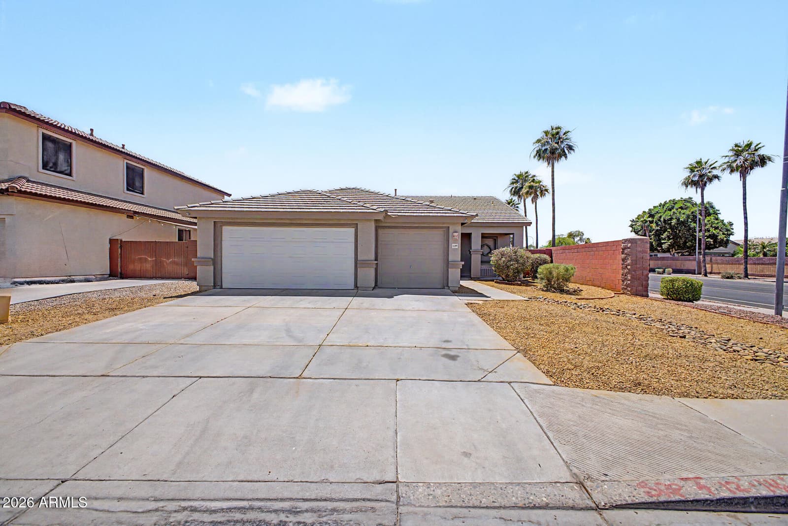 11199 W MONTE VISTA Road, Avondale, AZ 85392 — photo 1 of 36