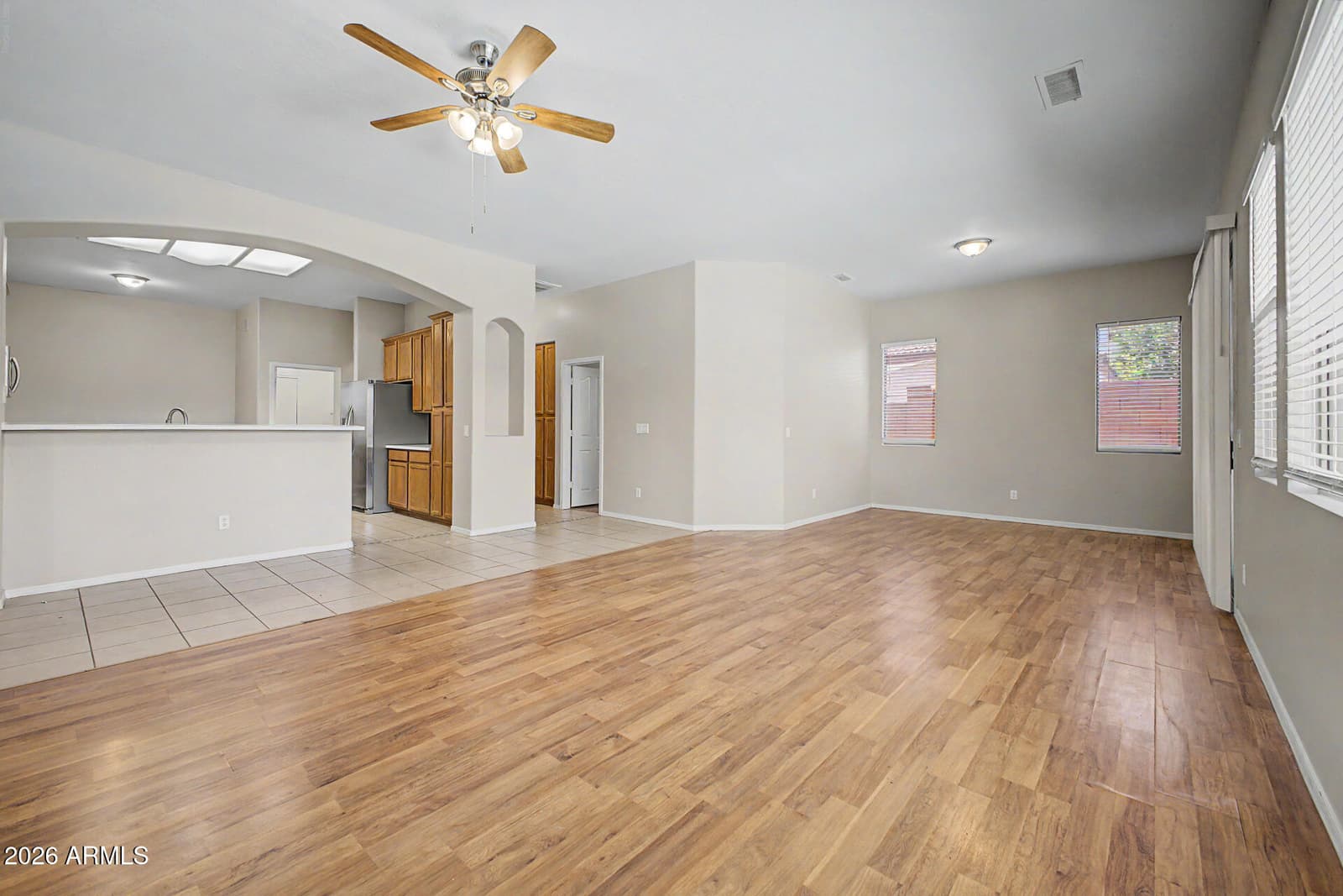 11199 W MONTE VISTA Road, Avondale, AZ 85392 — photo 5 of 36